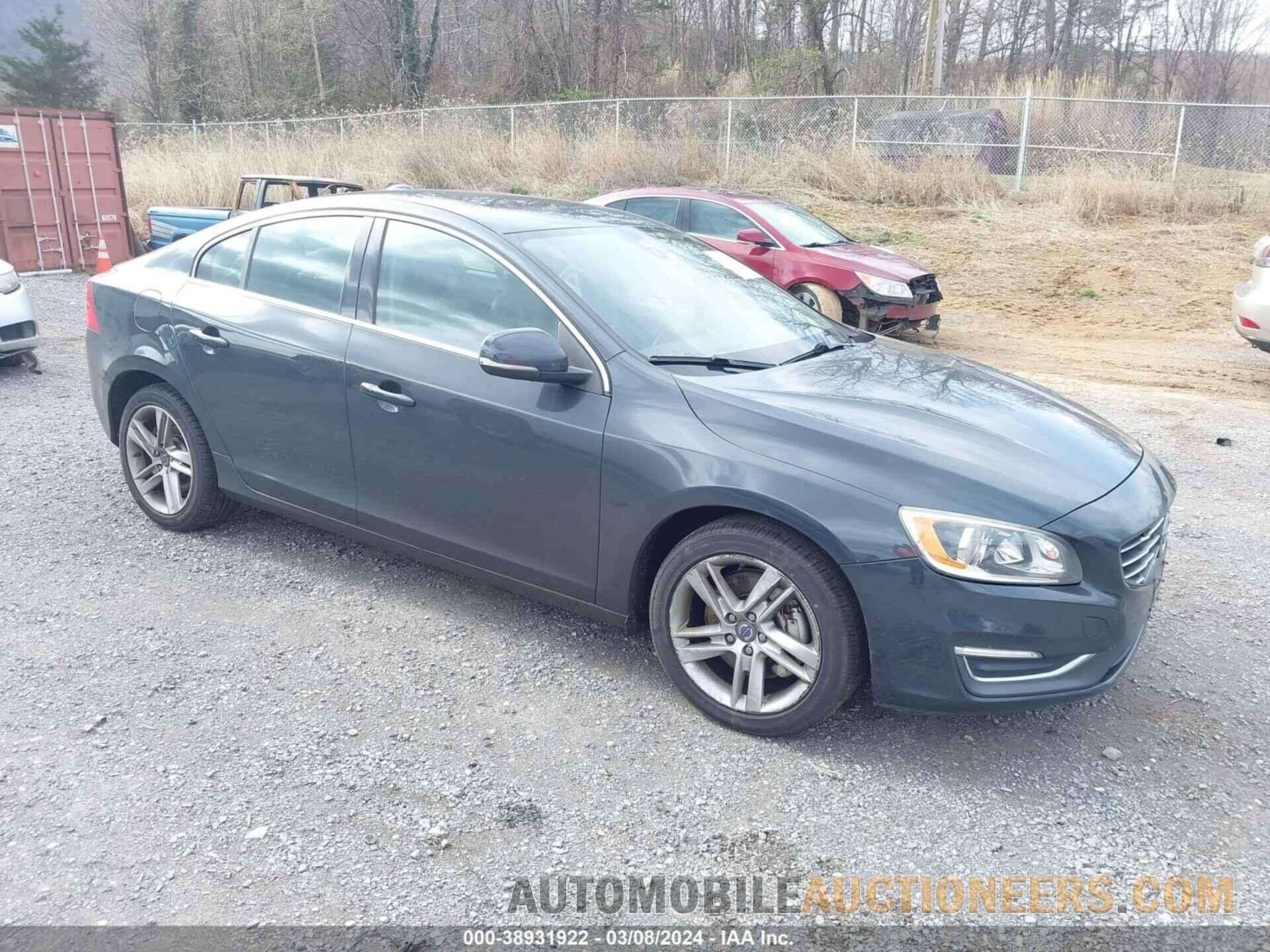 YV1612TB0F1308962 VOLVO S60 2015