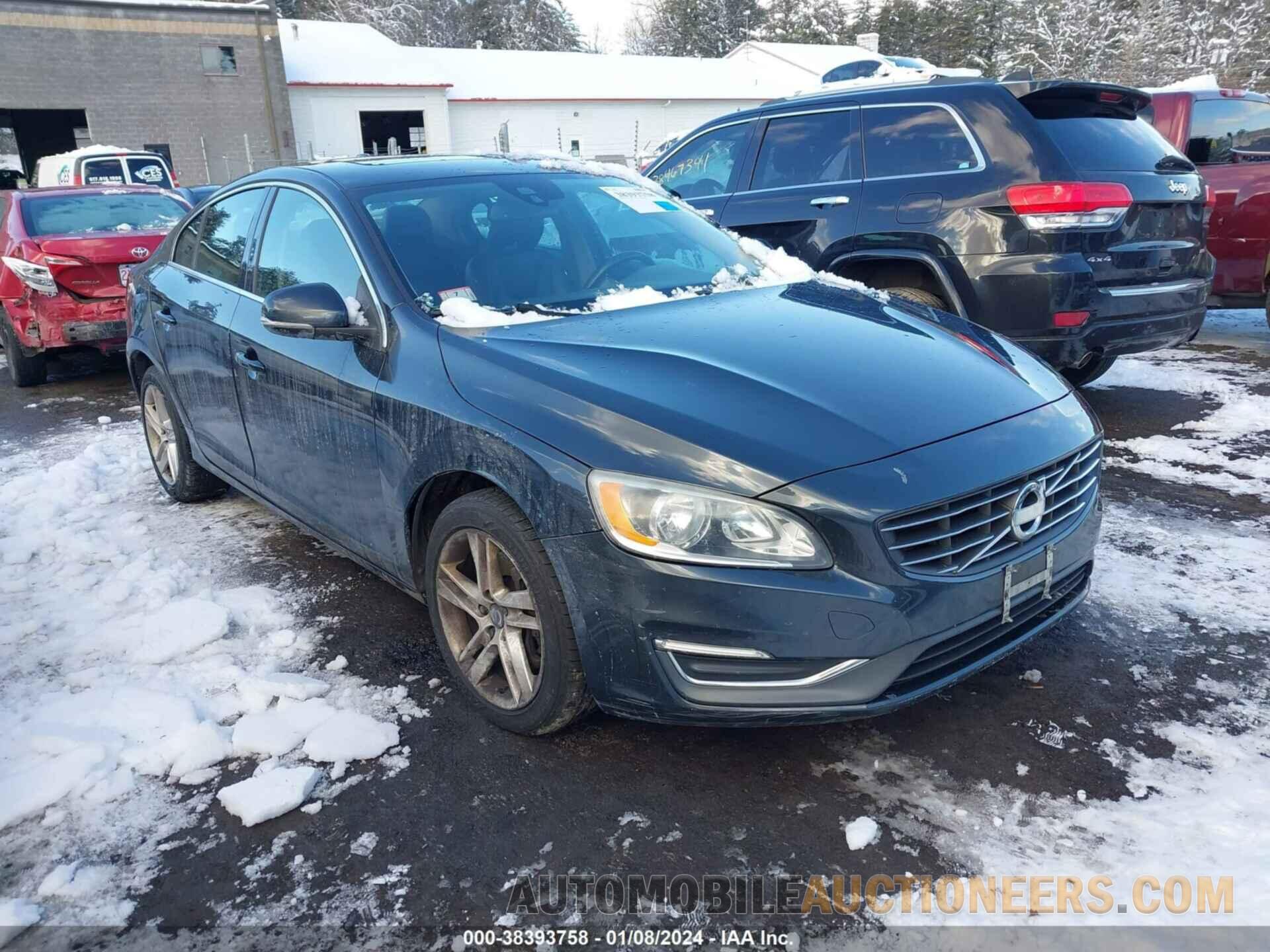 YV1612TB0F1310954 VOLVO S60 2015