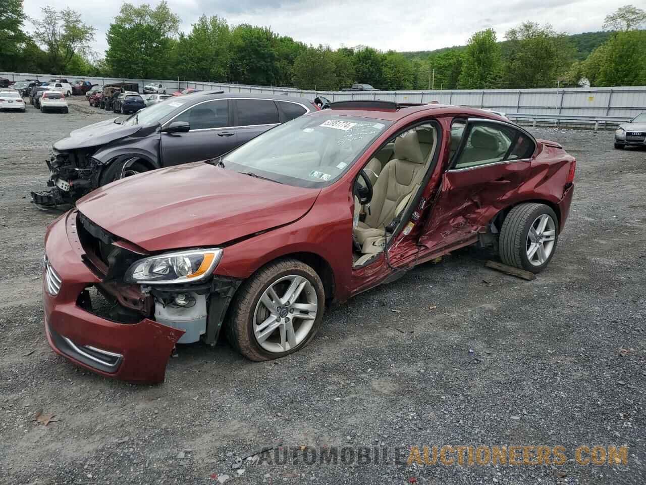 YV1612TB2F1317338 VOLVO S60 2015