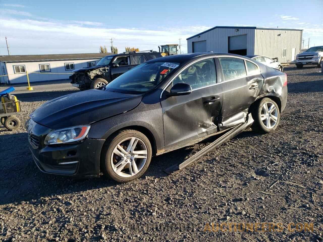 YV1612TB2F2300047 VOLVO S60 2015