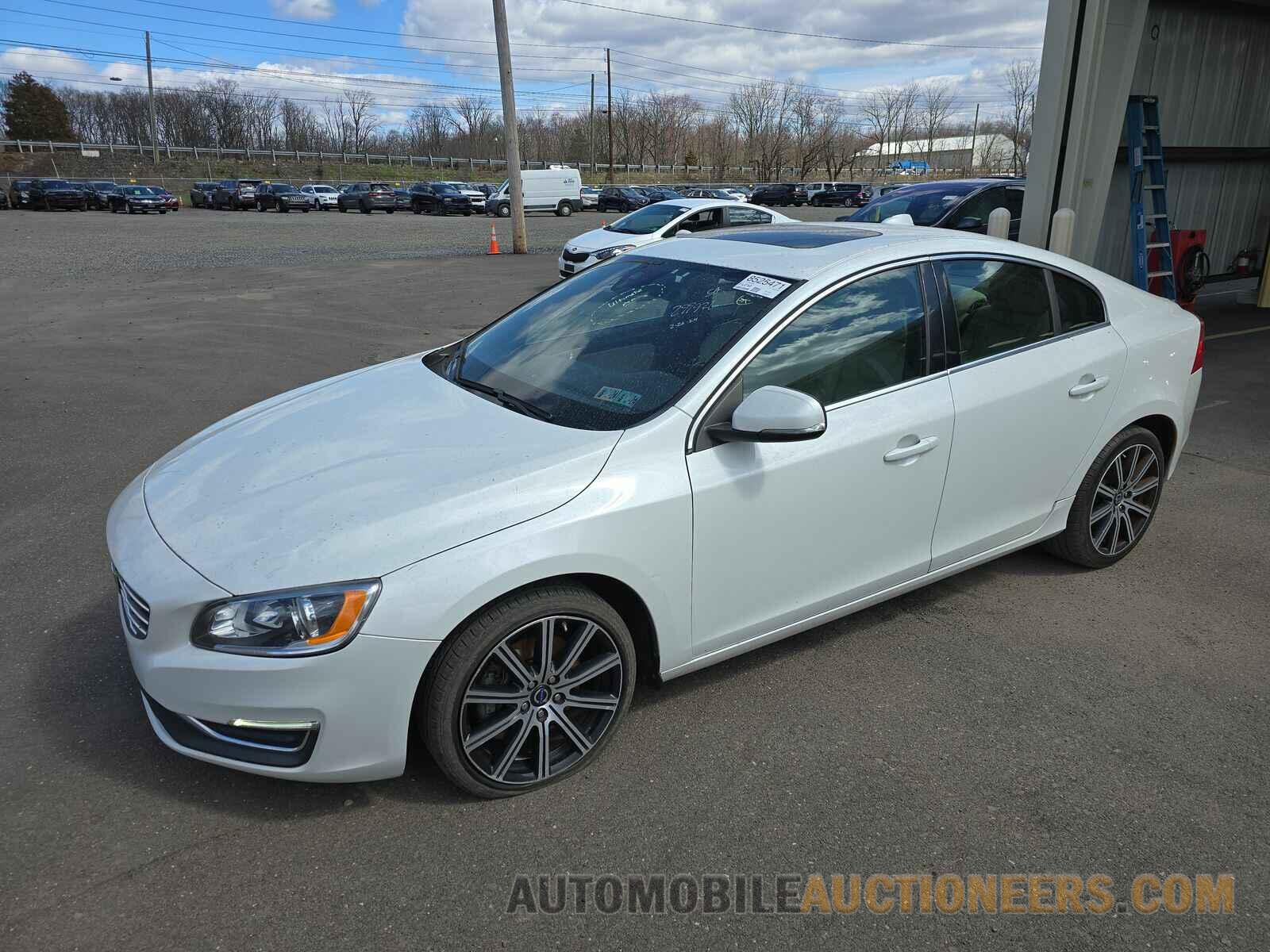 YV1612TB4F1299926 Volvo S60 2015