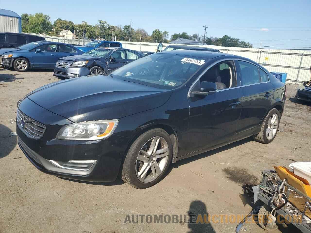 YV1612TB5F1304115 VOLVO S60 2015