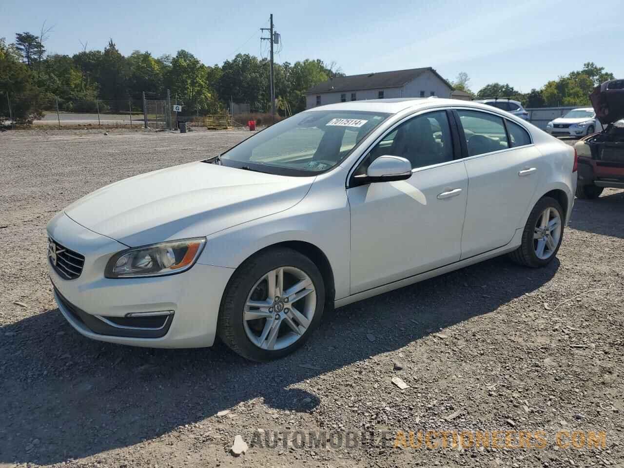 YV1612TB6F1308982 VOLVO S60 2015