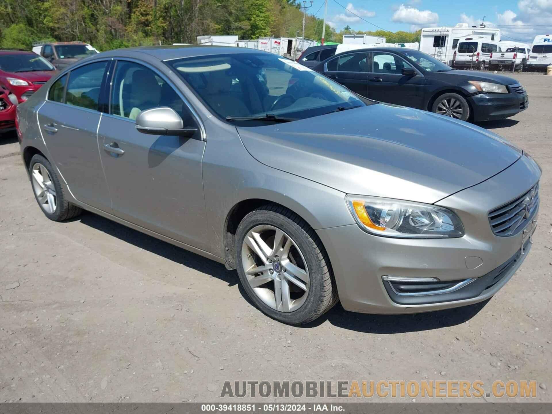 YV1612TB7F2306426 VOLVO S60 2015