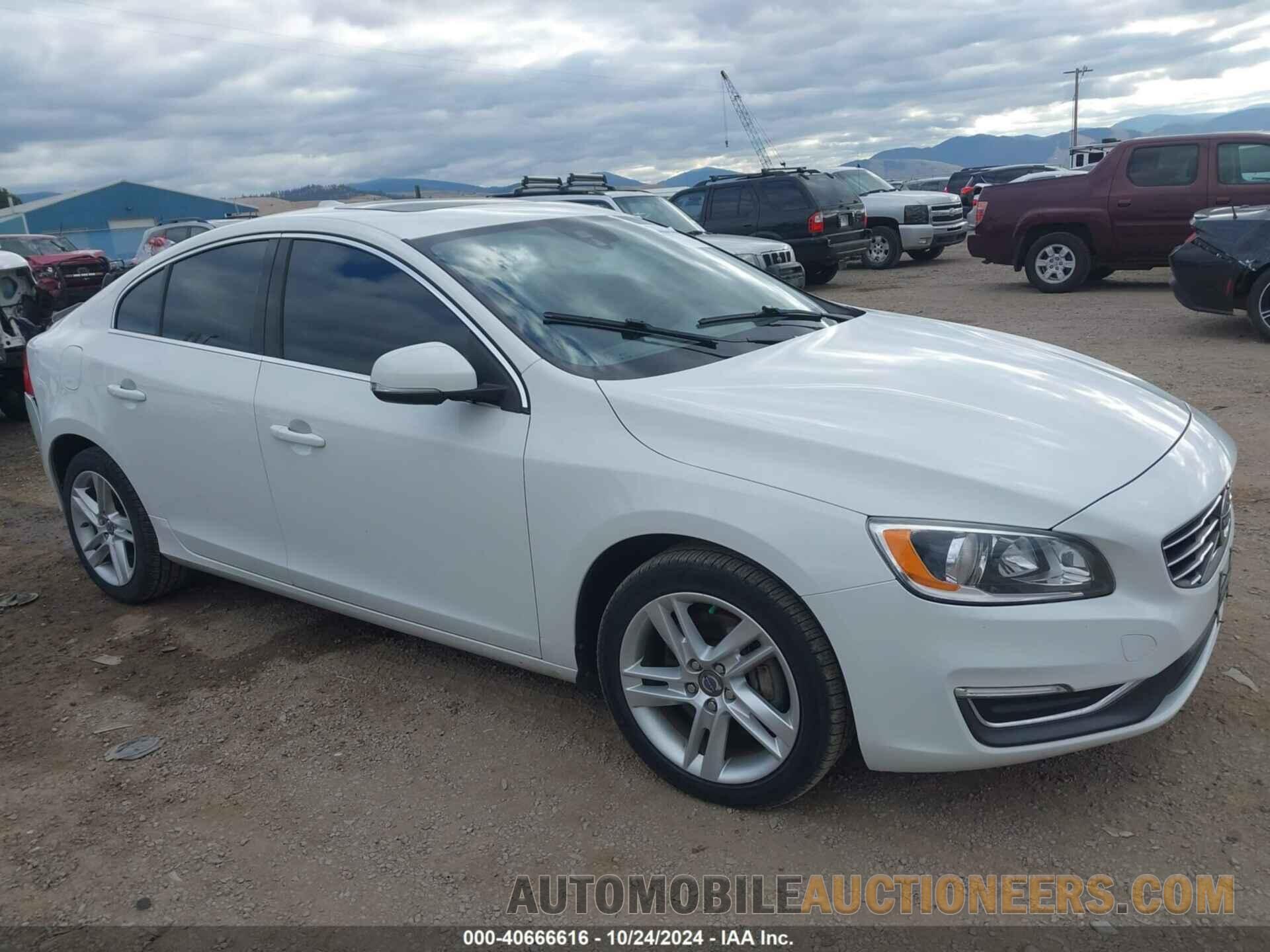 YV1612TB8F1307266 VOLVO S60 2015