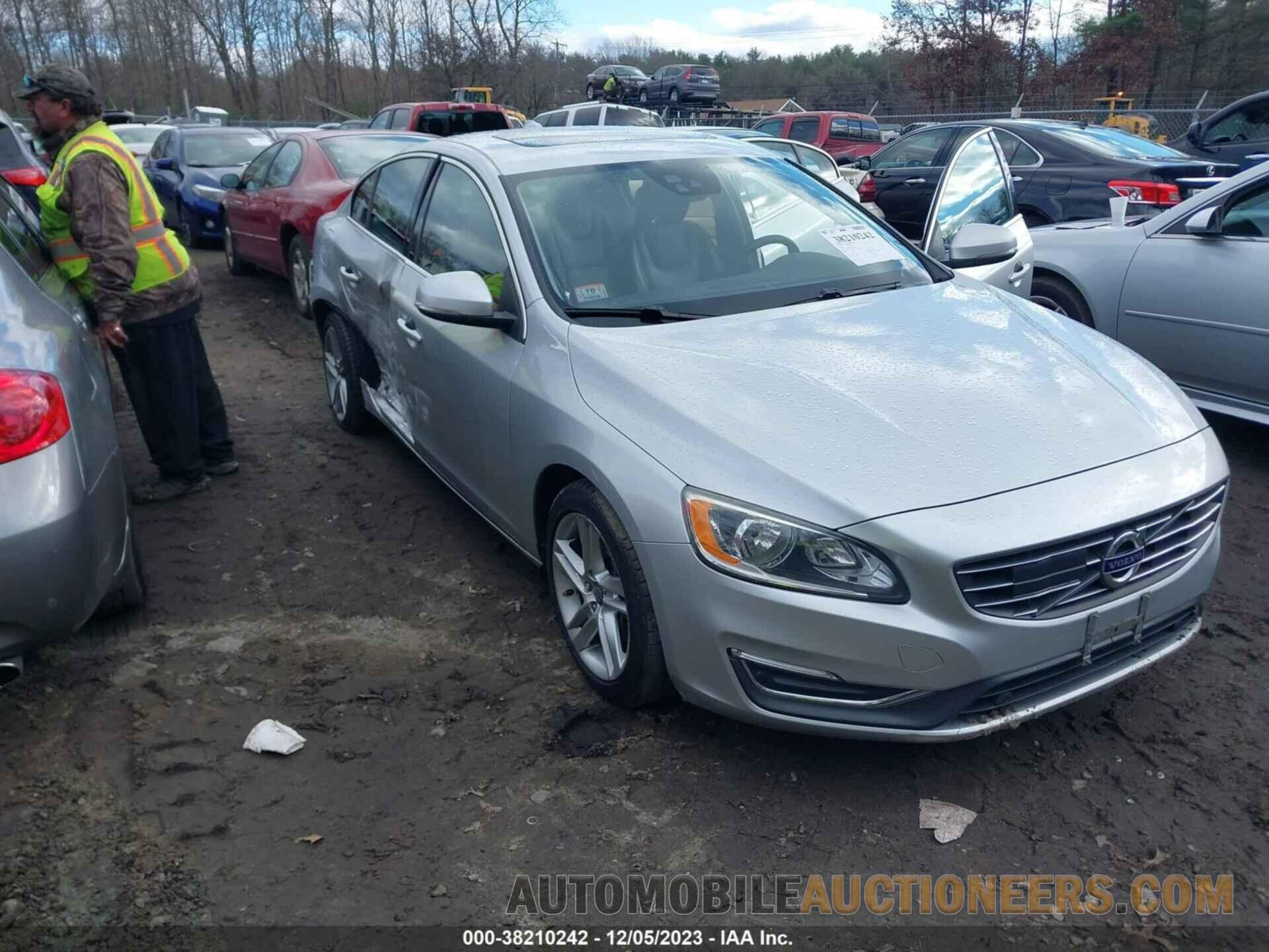 YV1612TD5F1305184 VOLVO S60 2015