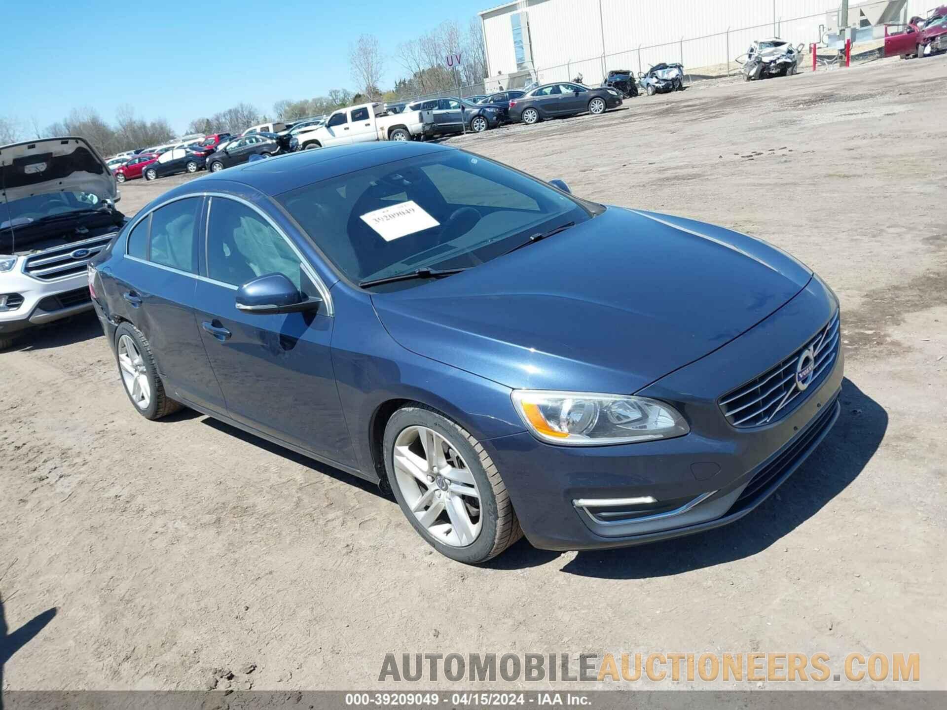 YV1612TK1F1360178 VOLVO S60 2015