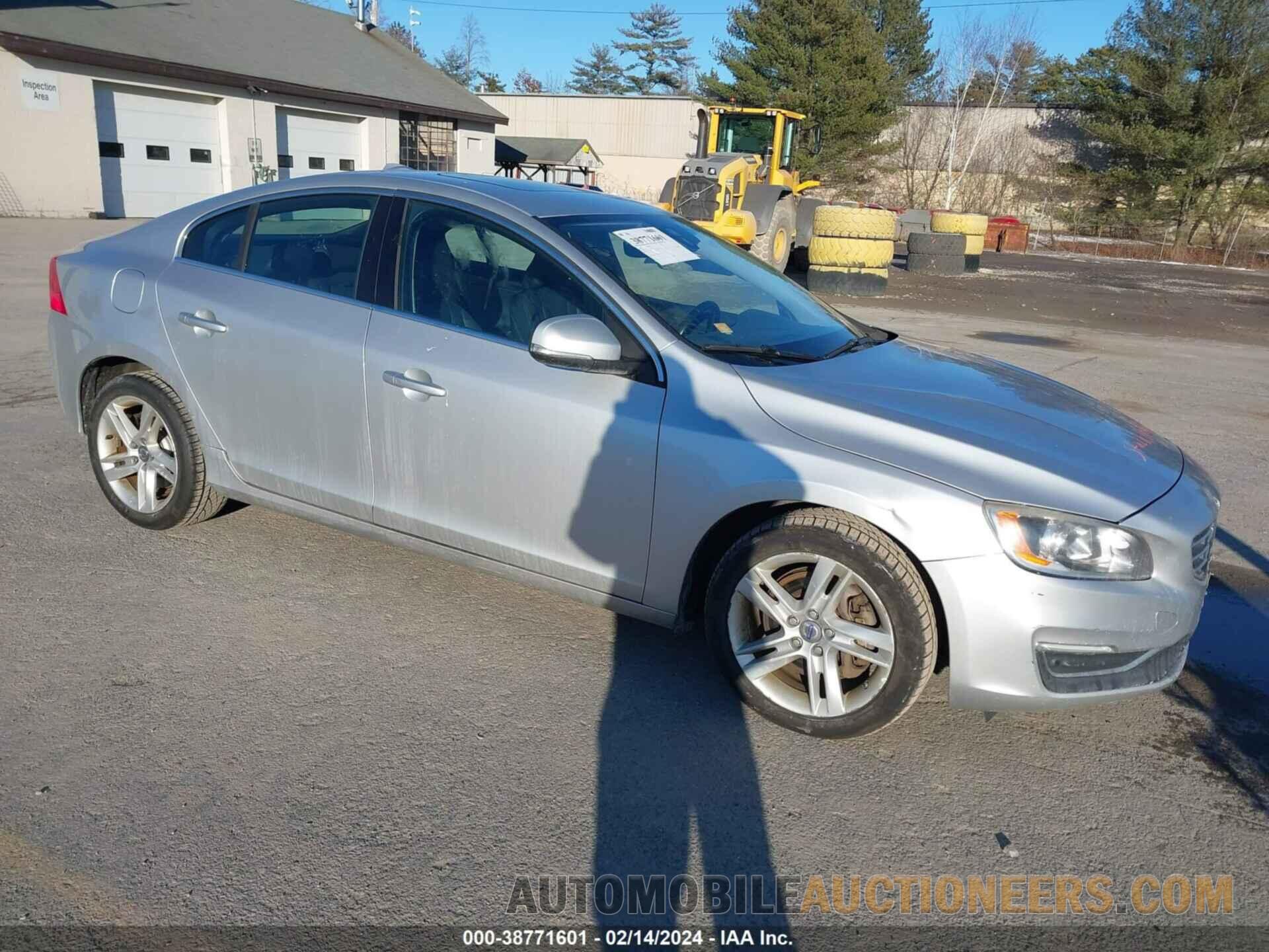 YV1612TK2F2334957 VOLVO S60 2015