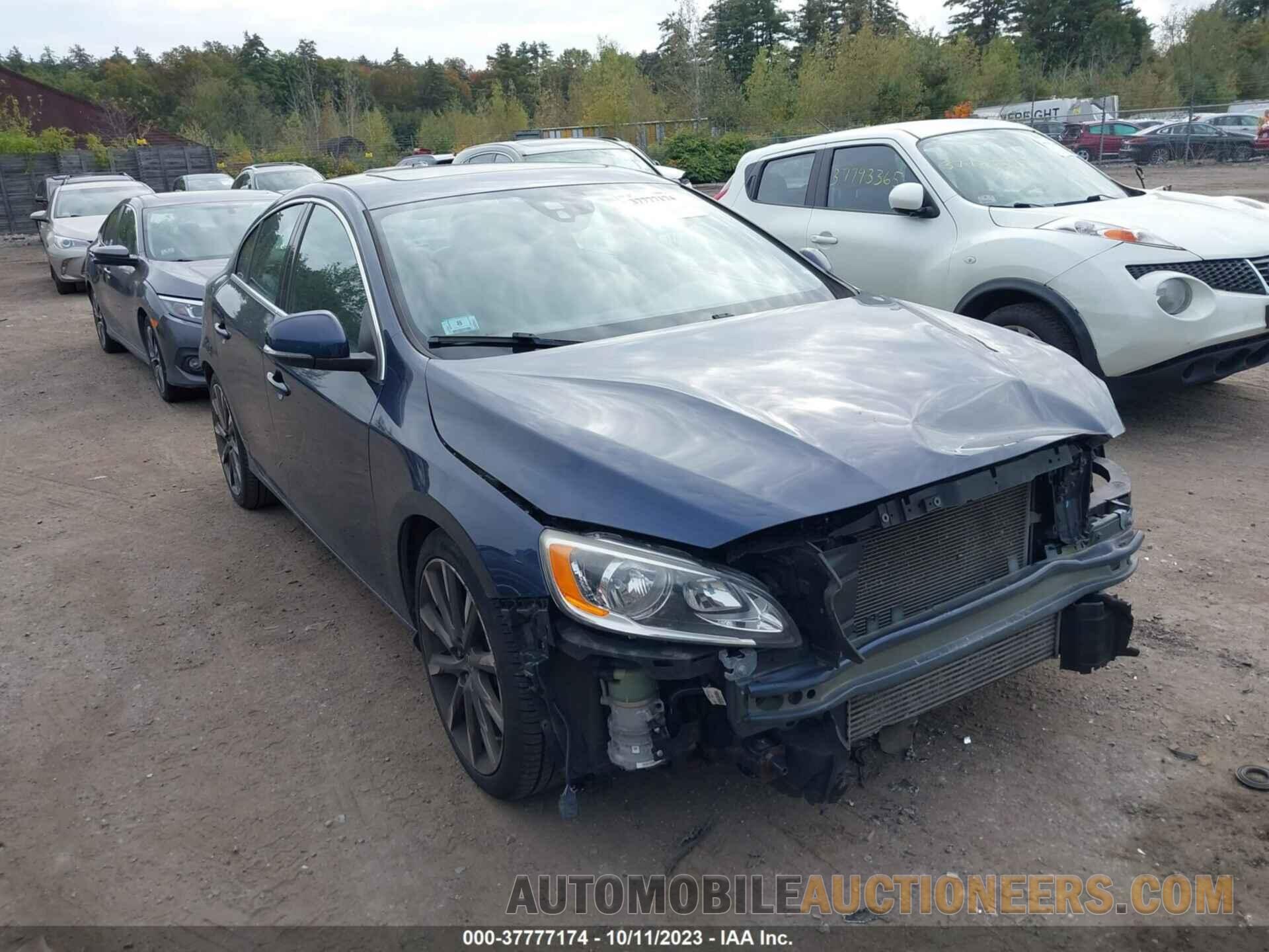 YV1612TK3F2352223 VOLVO S60 2015