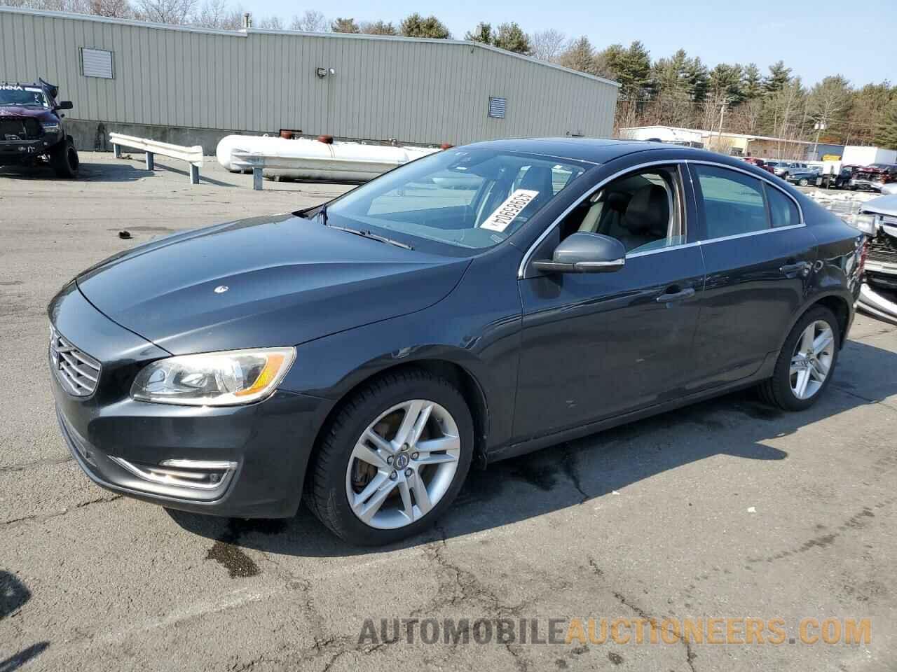 YV1612TK4F1333072 VOLVO S60 2015