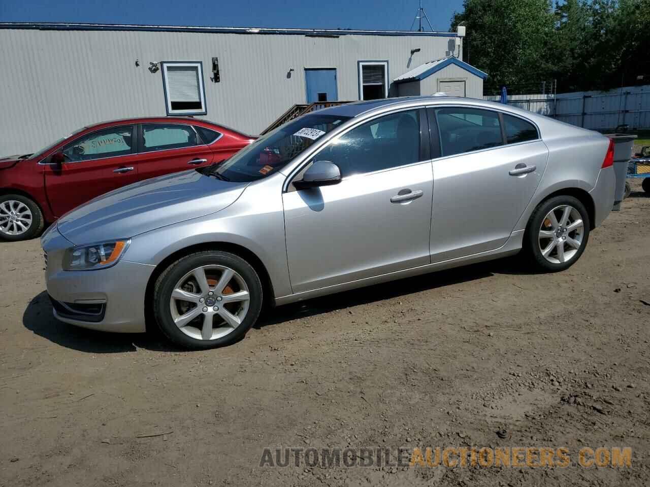 YV1612TK4G2410924 VOLVO S60 2016