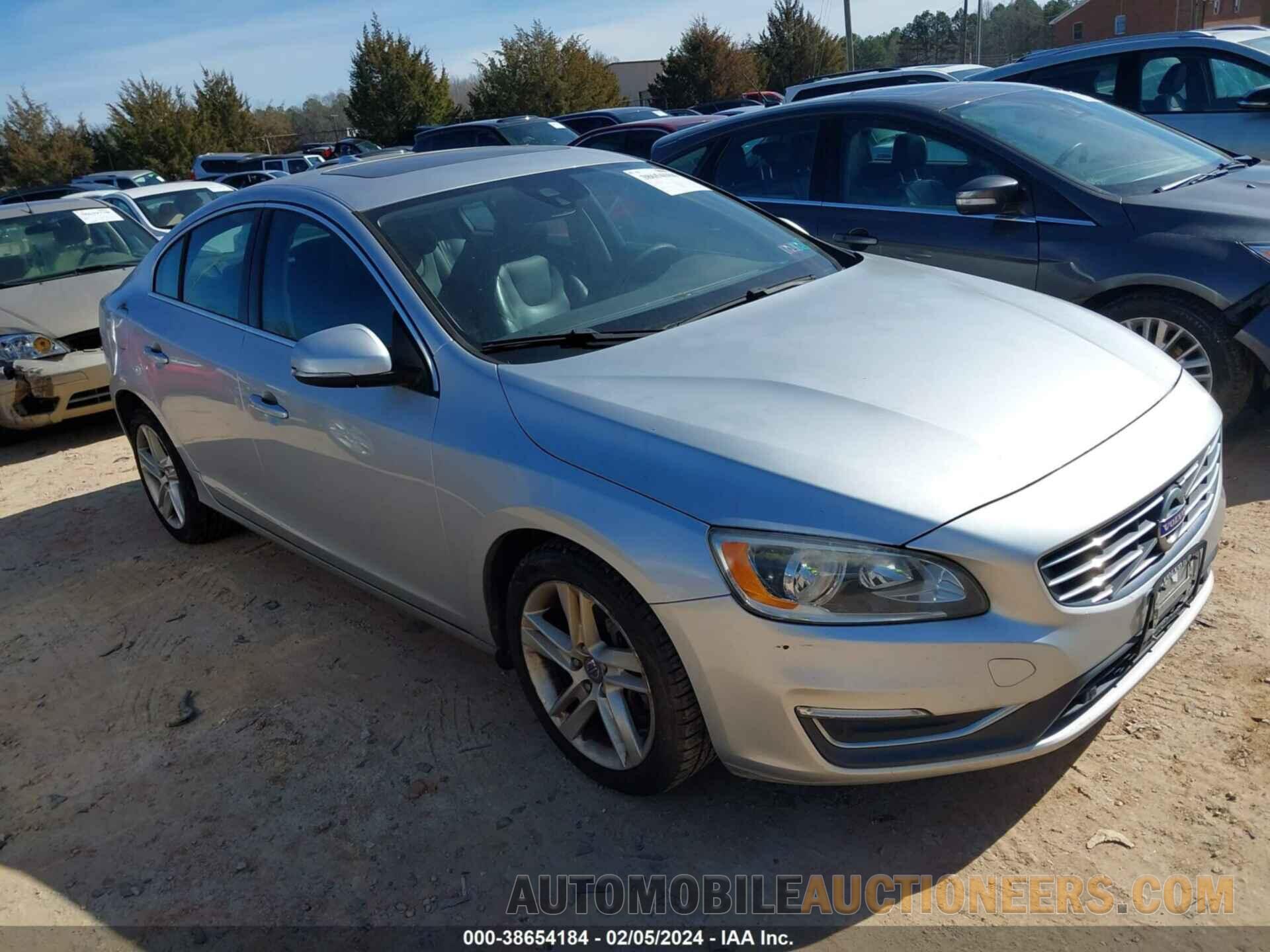 YV1612TK5F1347272 VOLVO S60 2015