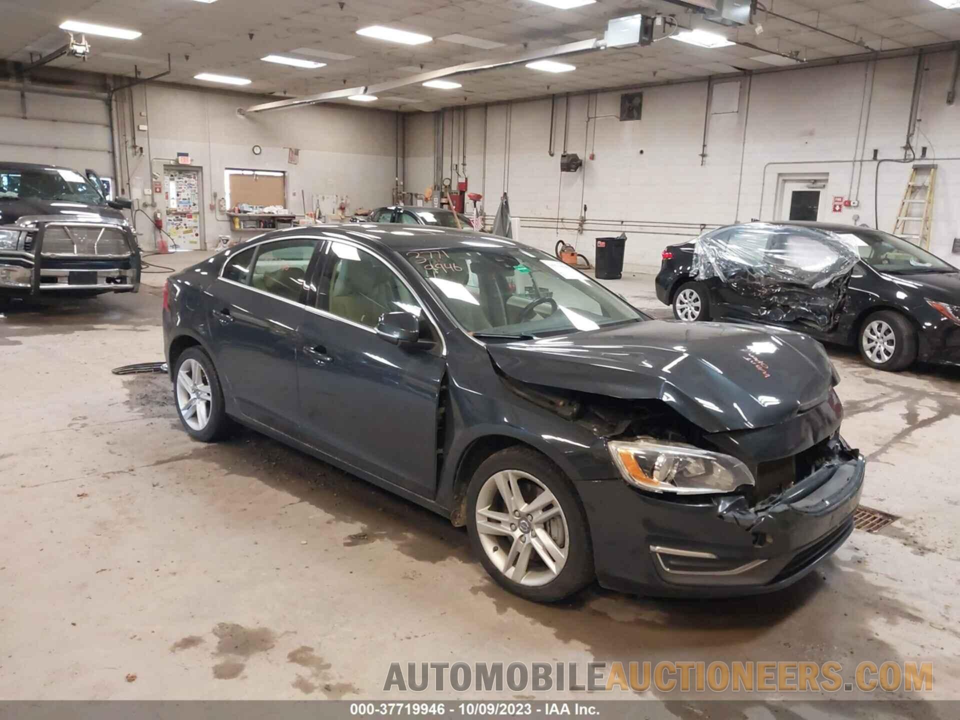 YV1612TK6F2334735 VOLVO S60 2015