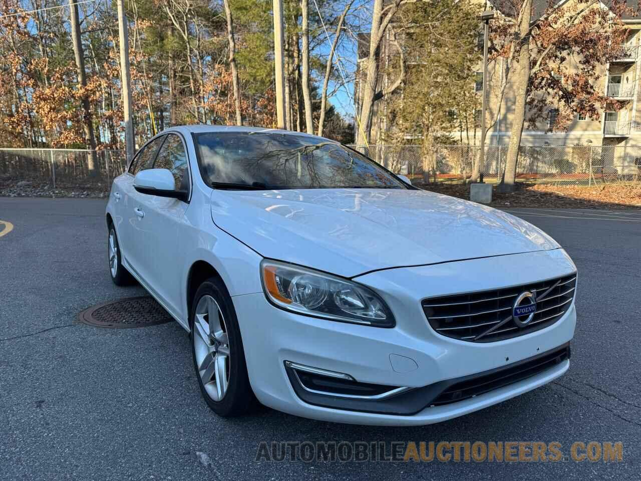 YV1612TK6F2363488 VOLVO S60 2015