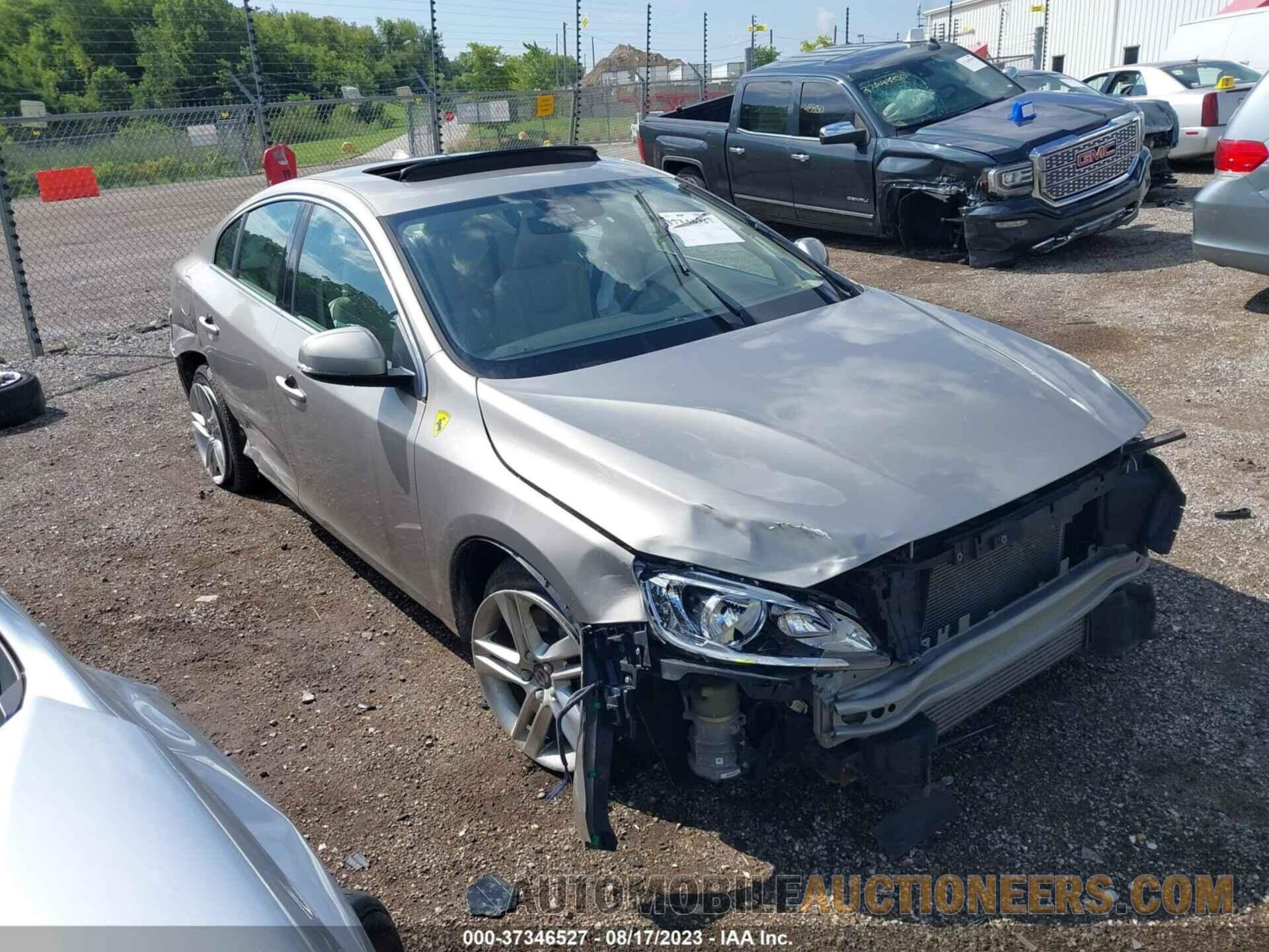 YV1612TK7F2366917 VOLVO S60 2015