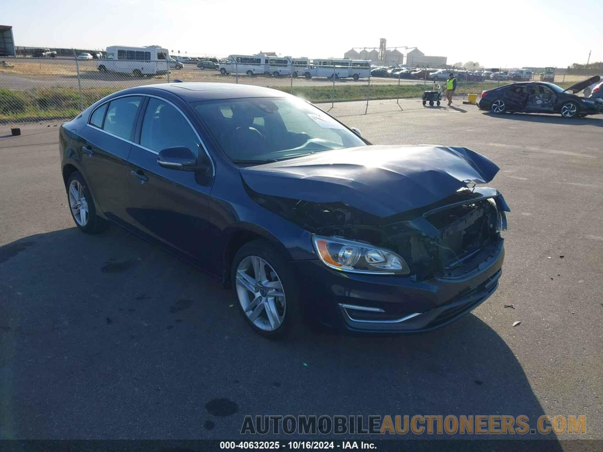 YV1612TK9F2334888 VOLVO S60 2015