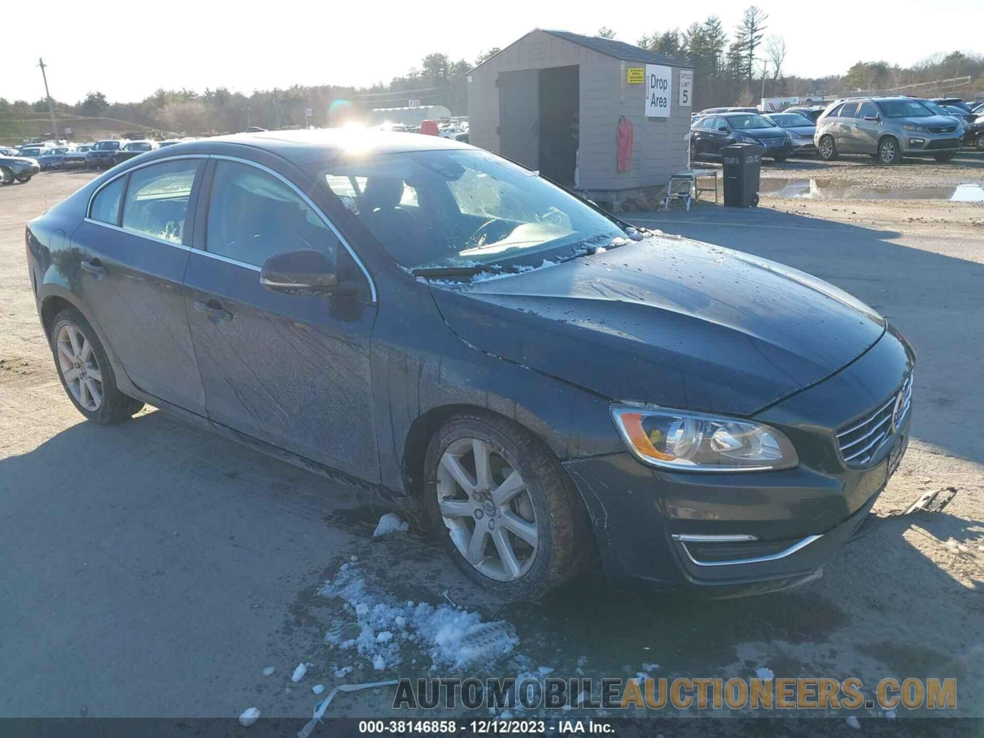 YV1612TKXG2402651 VOLVO S60 2016