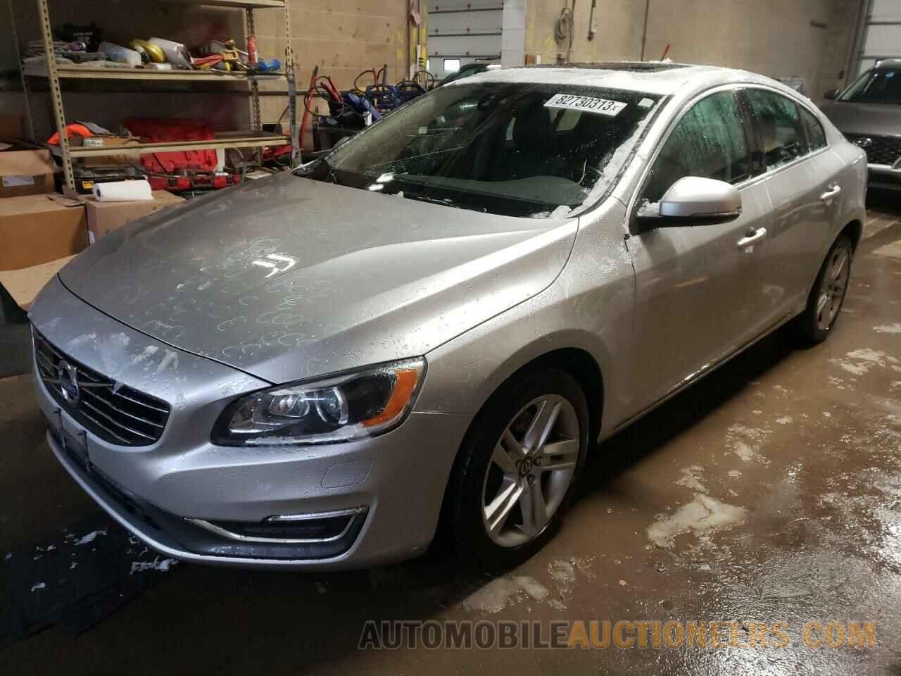 YV1612TM1F1340580 VOLVO S60 2015