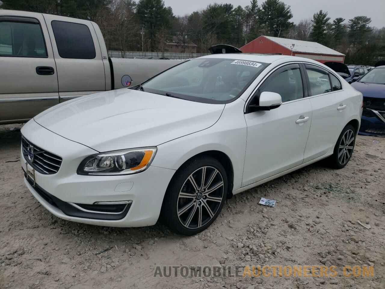 YV1612TM1F1348694 VOLVO S60 2015