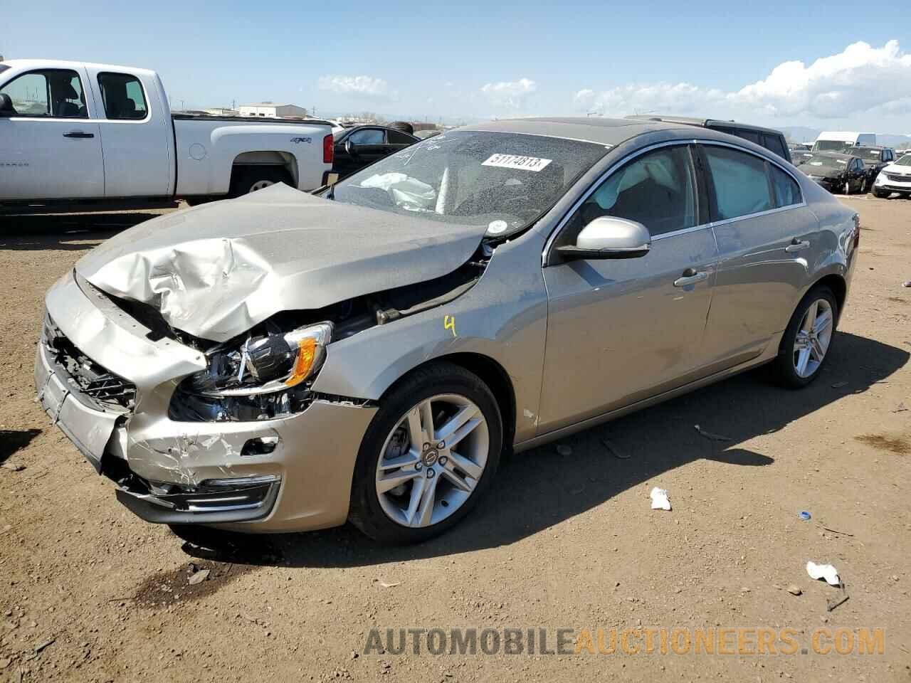 YV1612TM5F1356684 VOLVO S60 2015