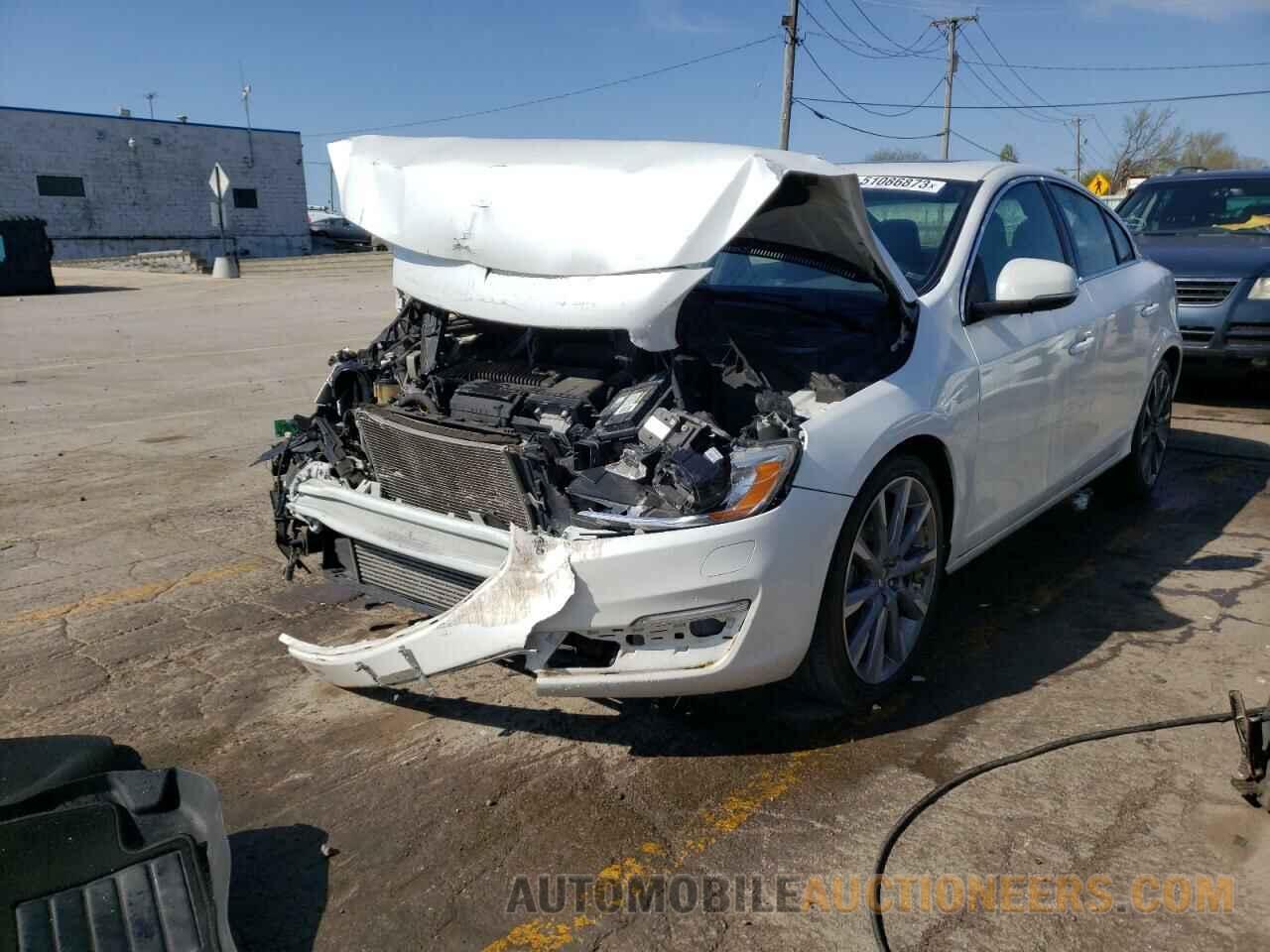 YV1612TM8F1341516 VOLVO S60 2015