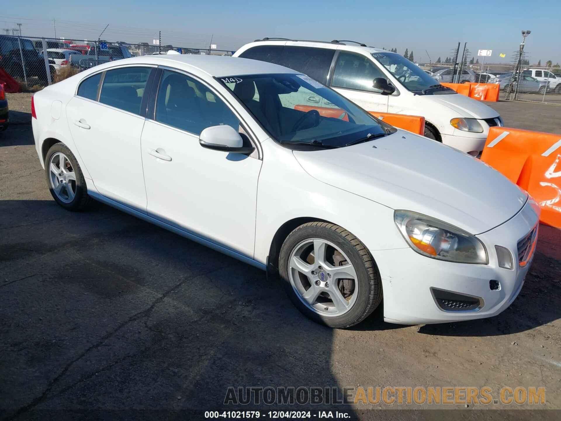 YV1622FS0C2117850 VOLVO S60 2012