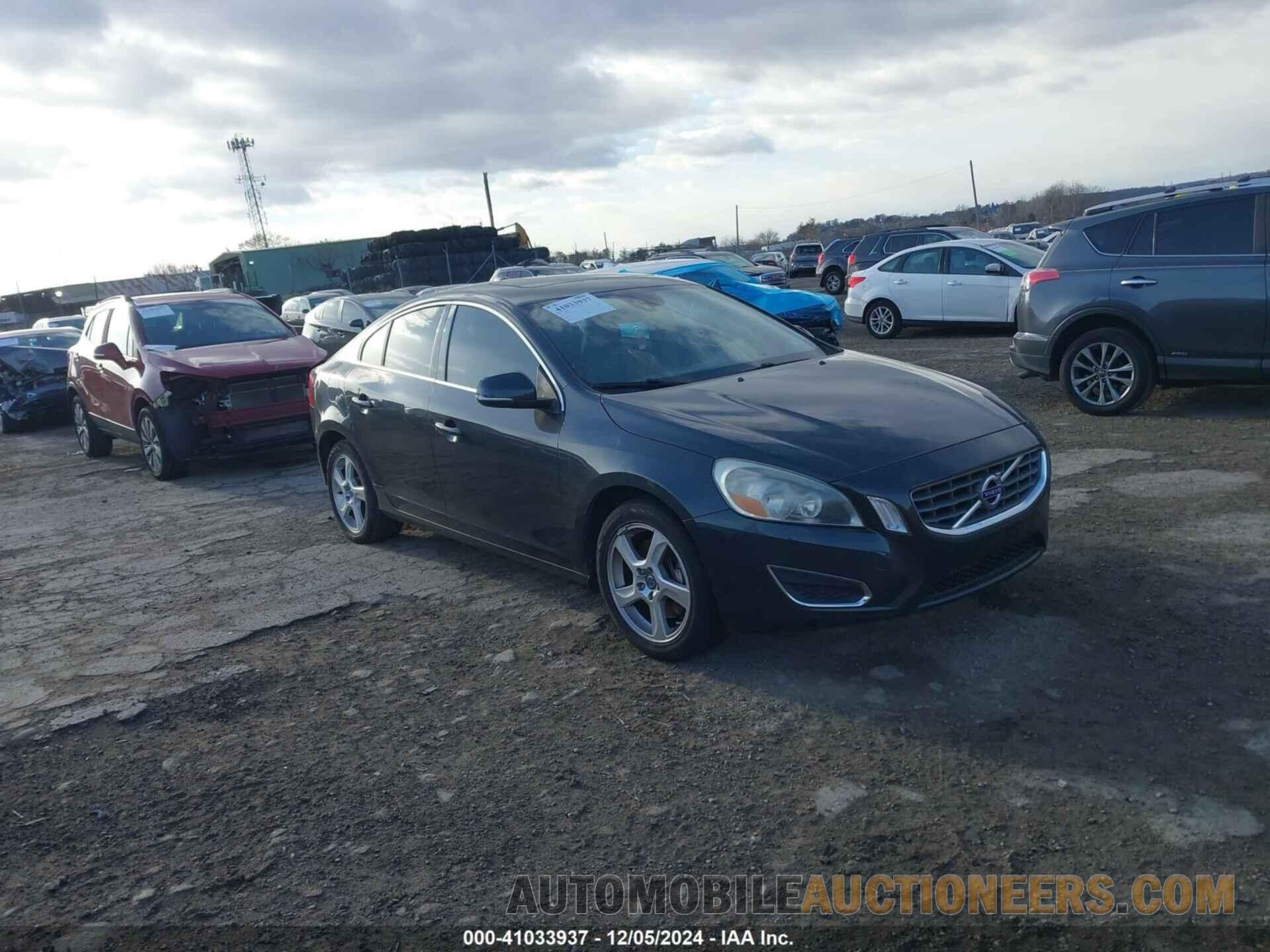 YV1622FS0C2140075 VOLVO S60 2012