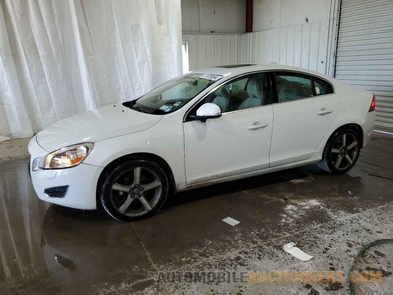 YV1622FS0C2142411 VOLVO S60 2012