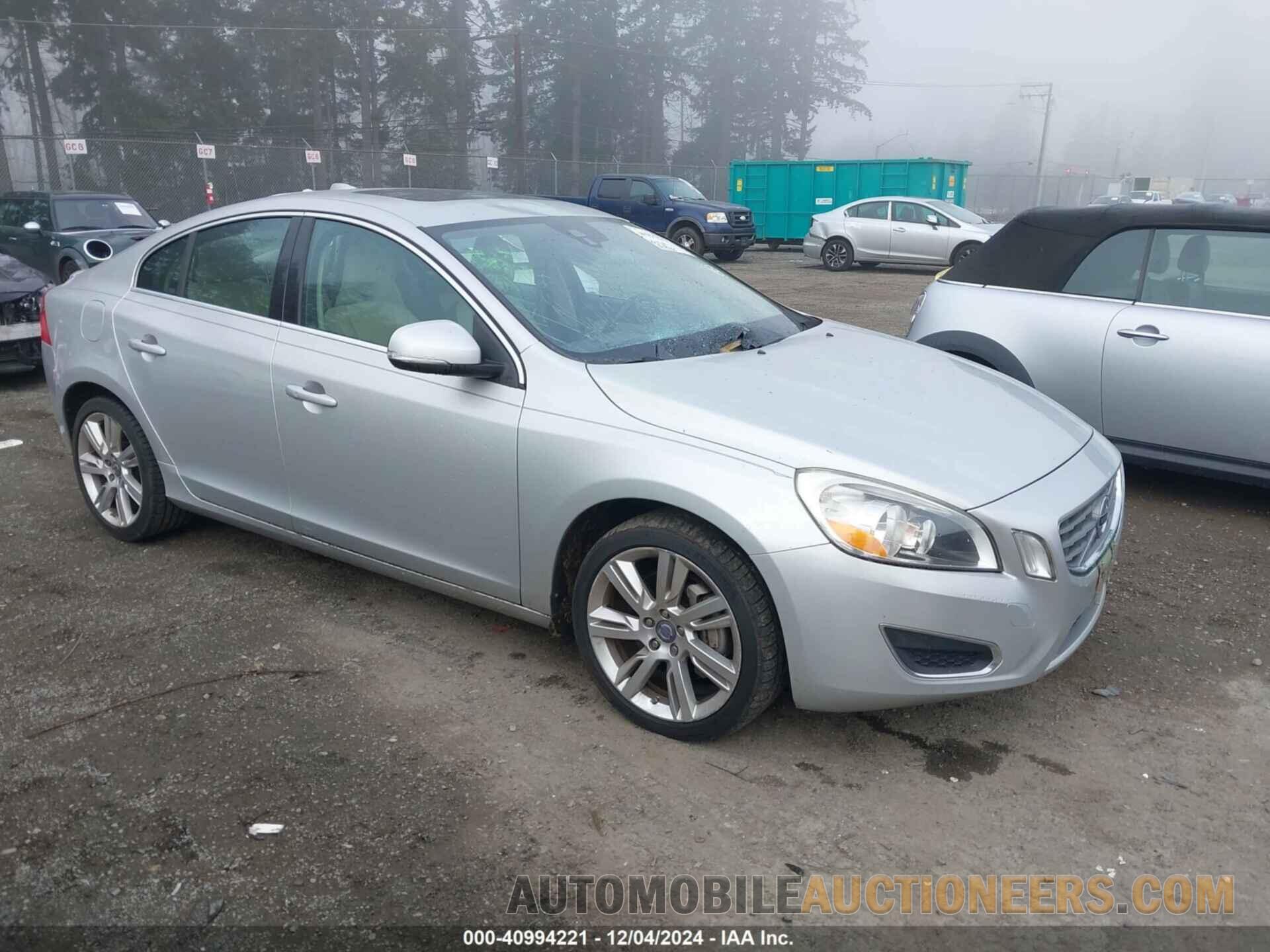 YV1622FS0C2142750 VOLVO S60 2012