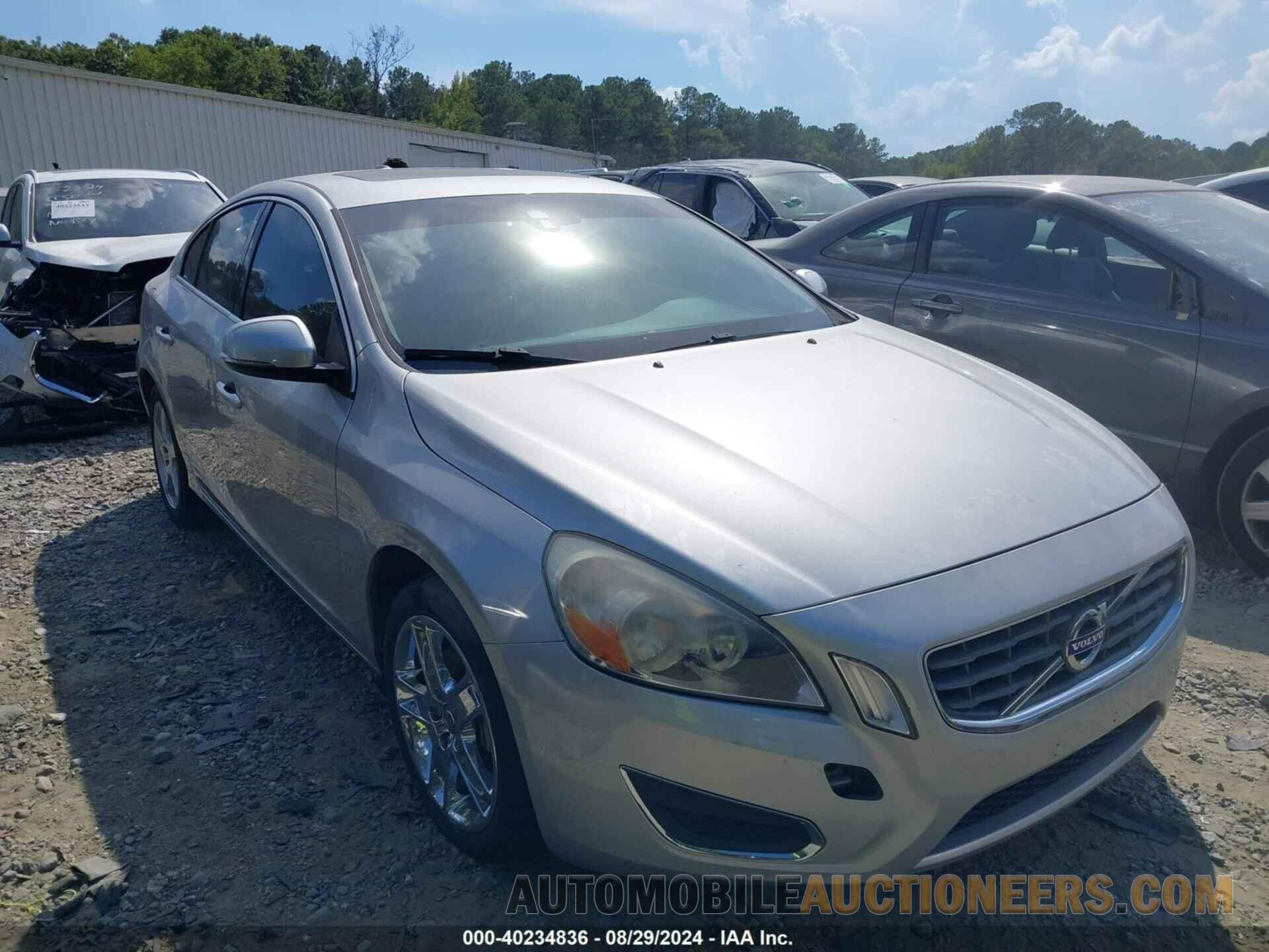 YV1622FS3C2134187 VOLVO S60 2012