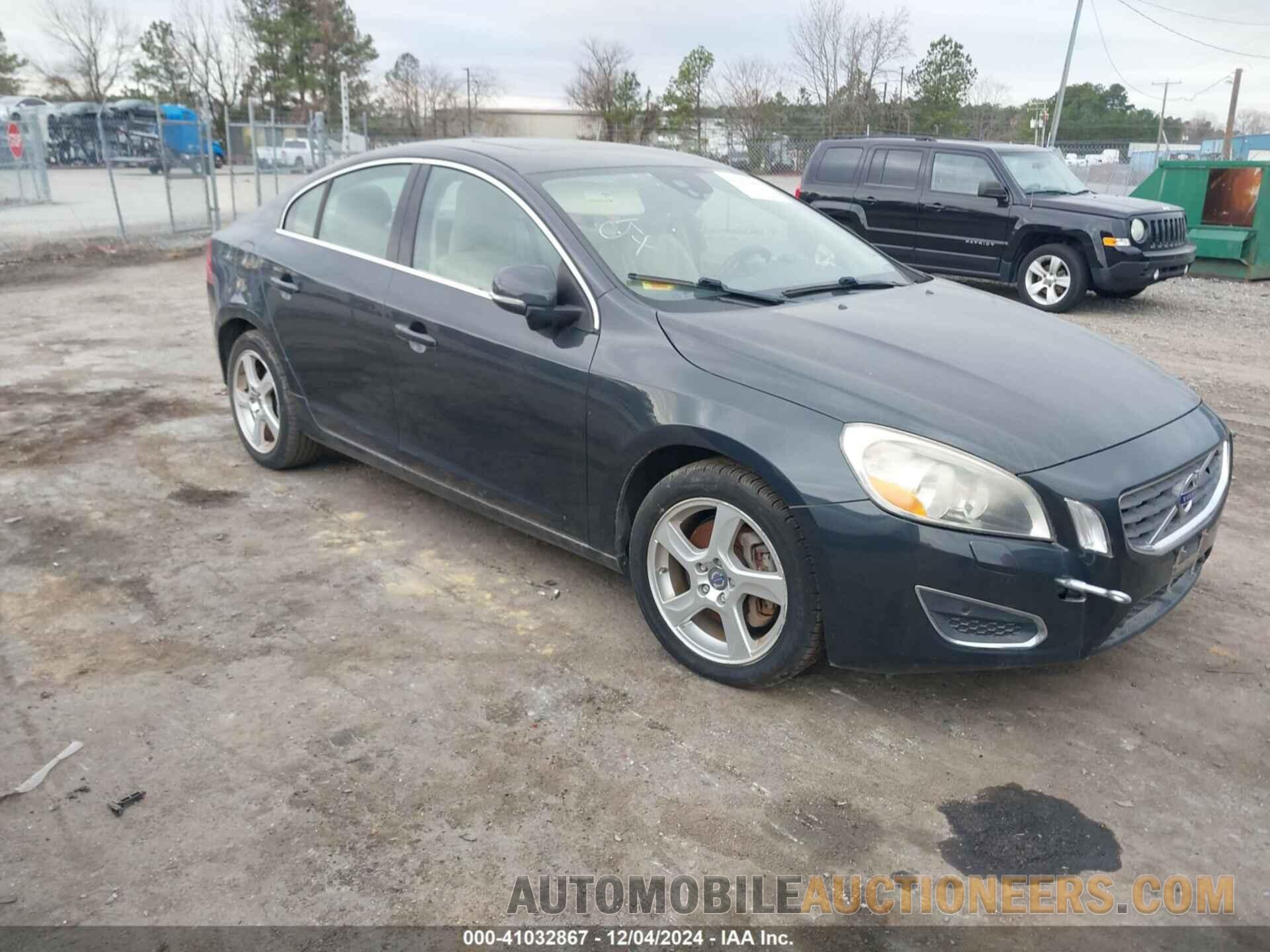 YV1622FS4C2023289 VOLVO S60 2012