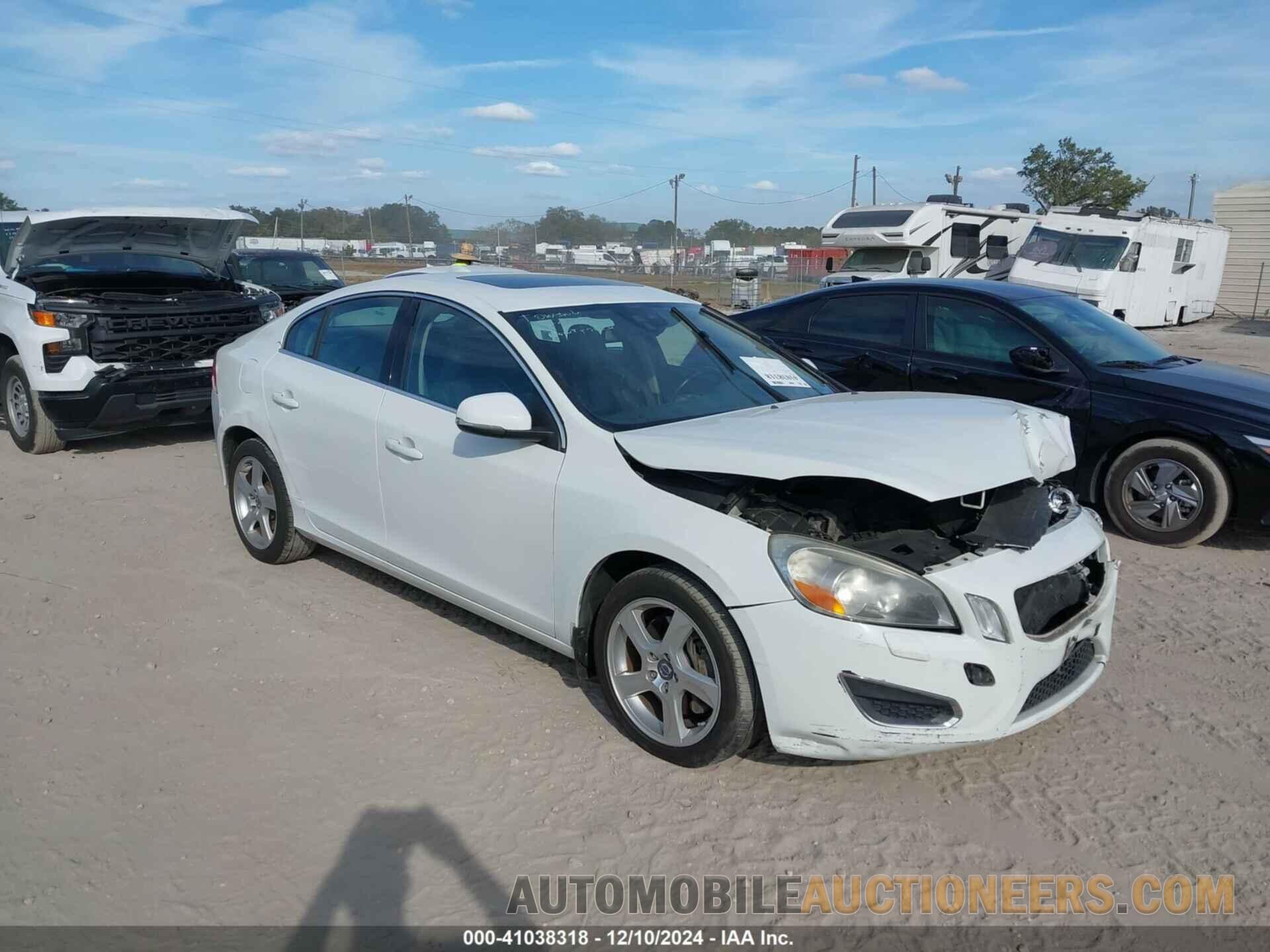 YV1622FS6C2117769 VOLVO S60 2012