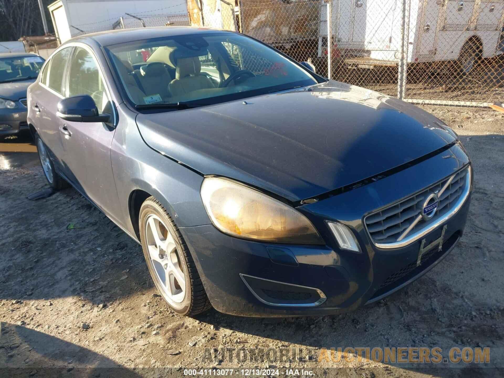 YV1622FS8C2033033 VOLVO S60 2012