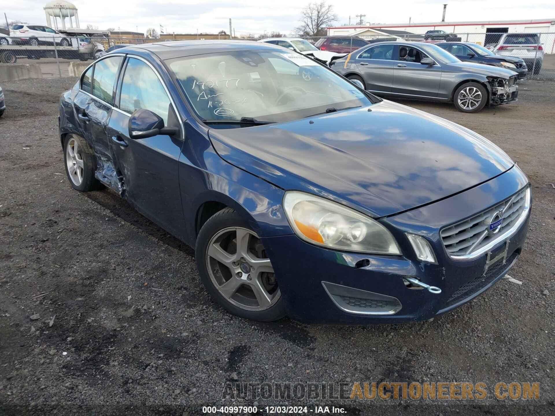 YV1622FS8C2039852 VOLVO S60 2012