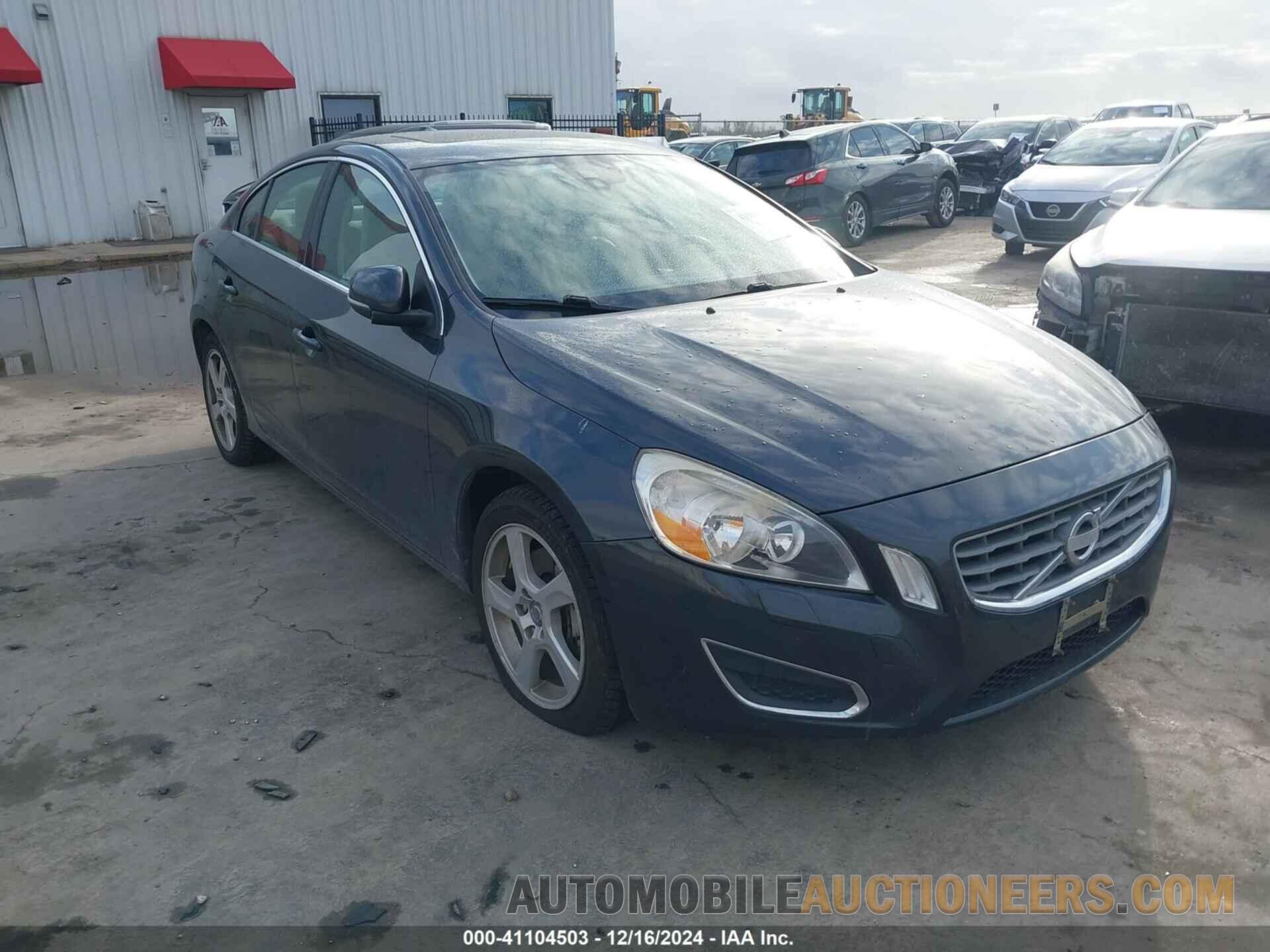 YV1622FSXC2023524 VOLVO S60 2012