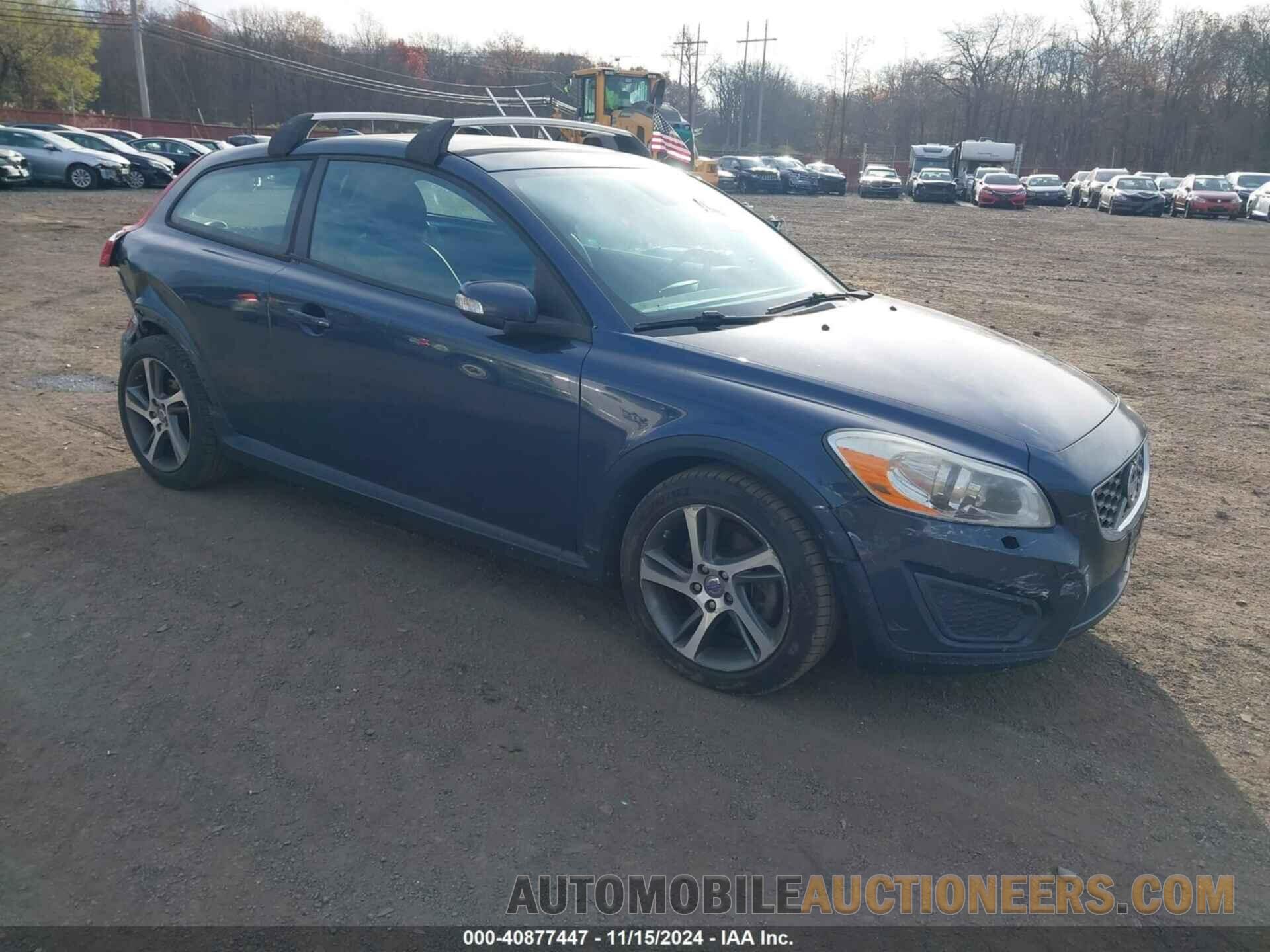 YV1672MK3D2300603 VOLVO C30 2013