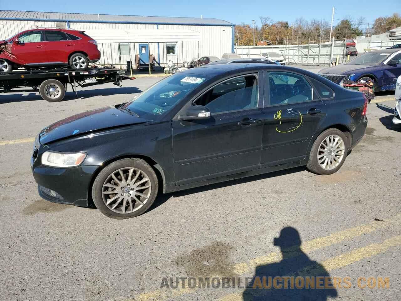 YV1672MS0B2542682 VOLVO S40 2011