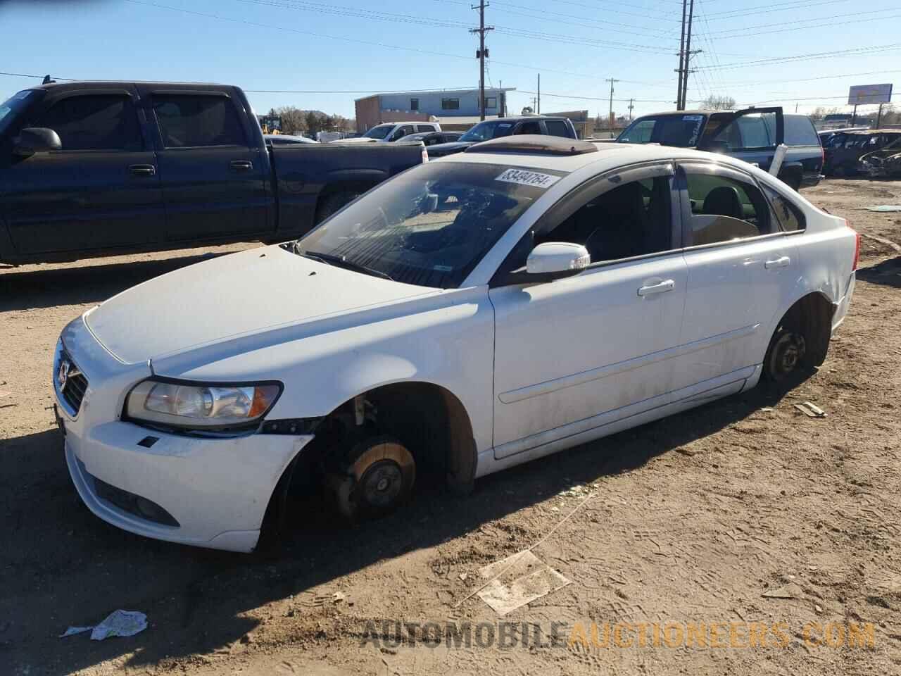 YV1672MS0B2542813 VOLVO S40 2011