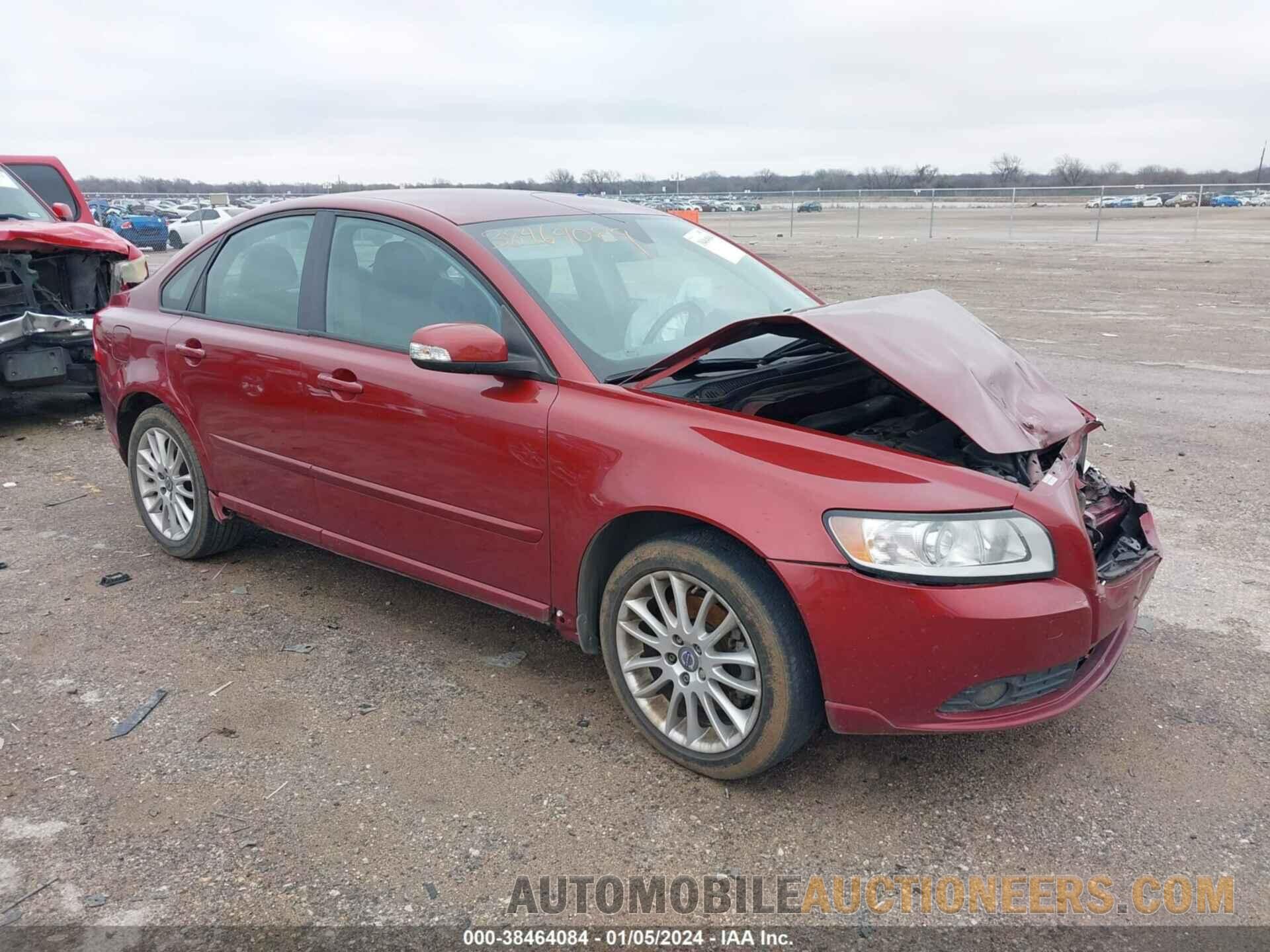 YV1672MS3B2539713 VOLVO S40 2011