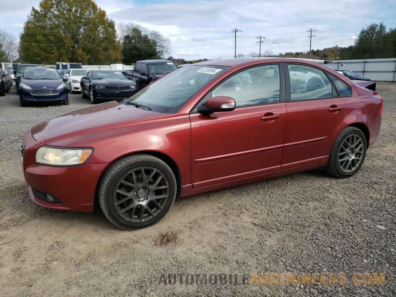 YV1672MS8B2545622 VOLVO S40 2011