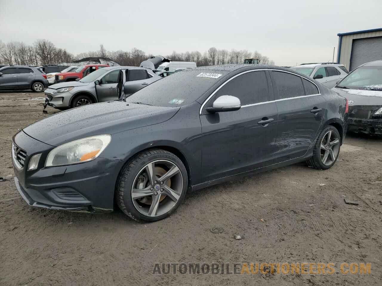 YV1902FH1D2230828 VOLVO S60 2013