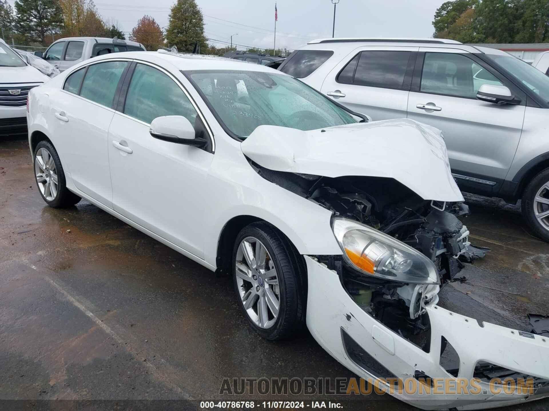 YV1902FH1D2233468 VOLVO S60 2013