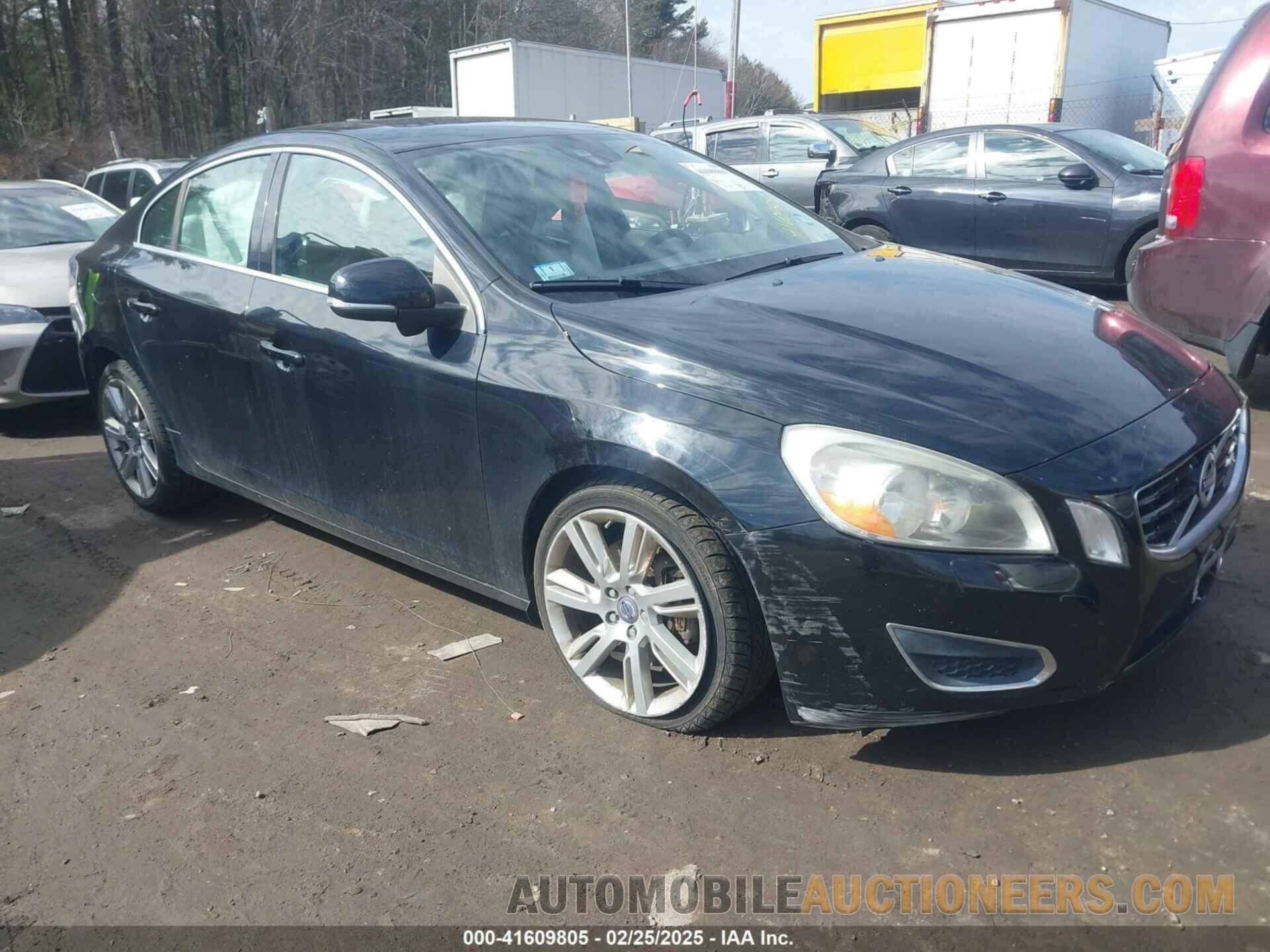 YV1902FH4D1205833 VOLVO S60 2013