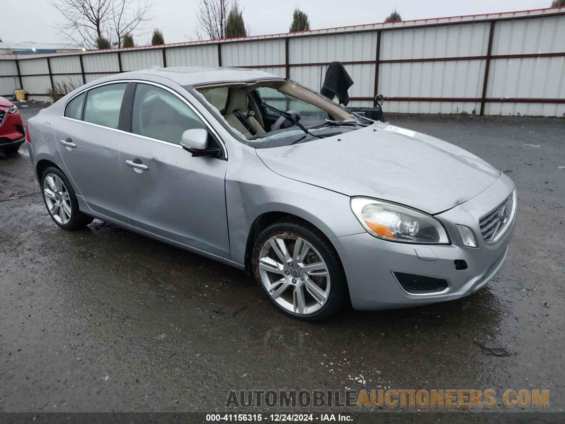 YV1902FH5D2233389 VOLVO S60 2013