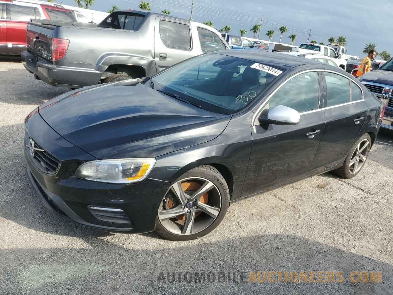 YV1902TH3F2309585 VOLVO S60 2015