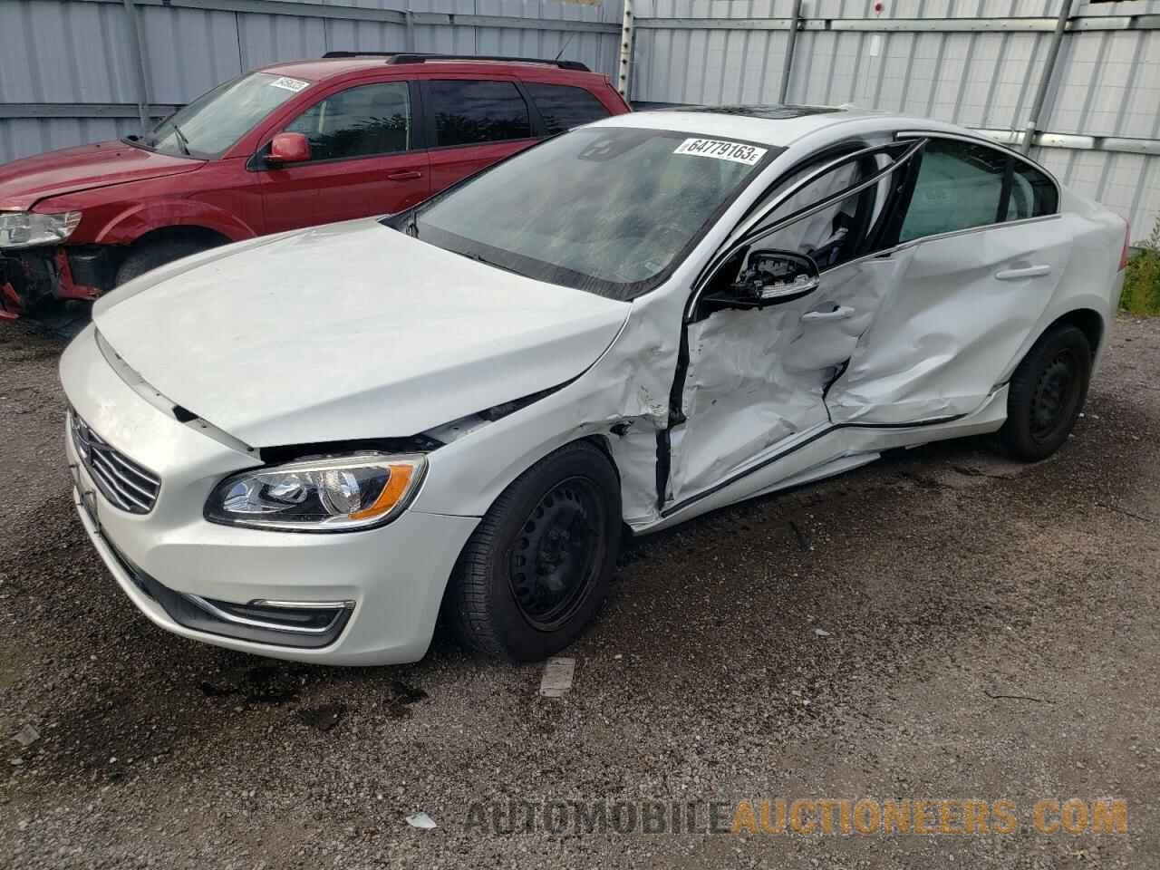 YV1902TL1F2361270 VOLVO S60 2015