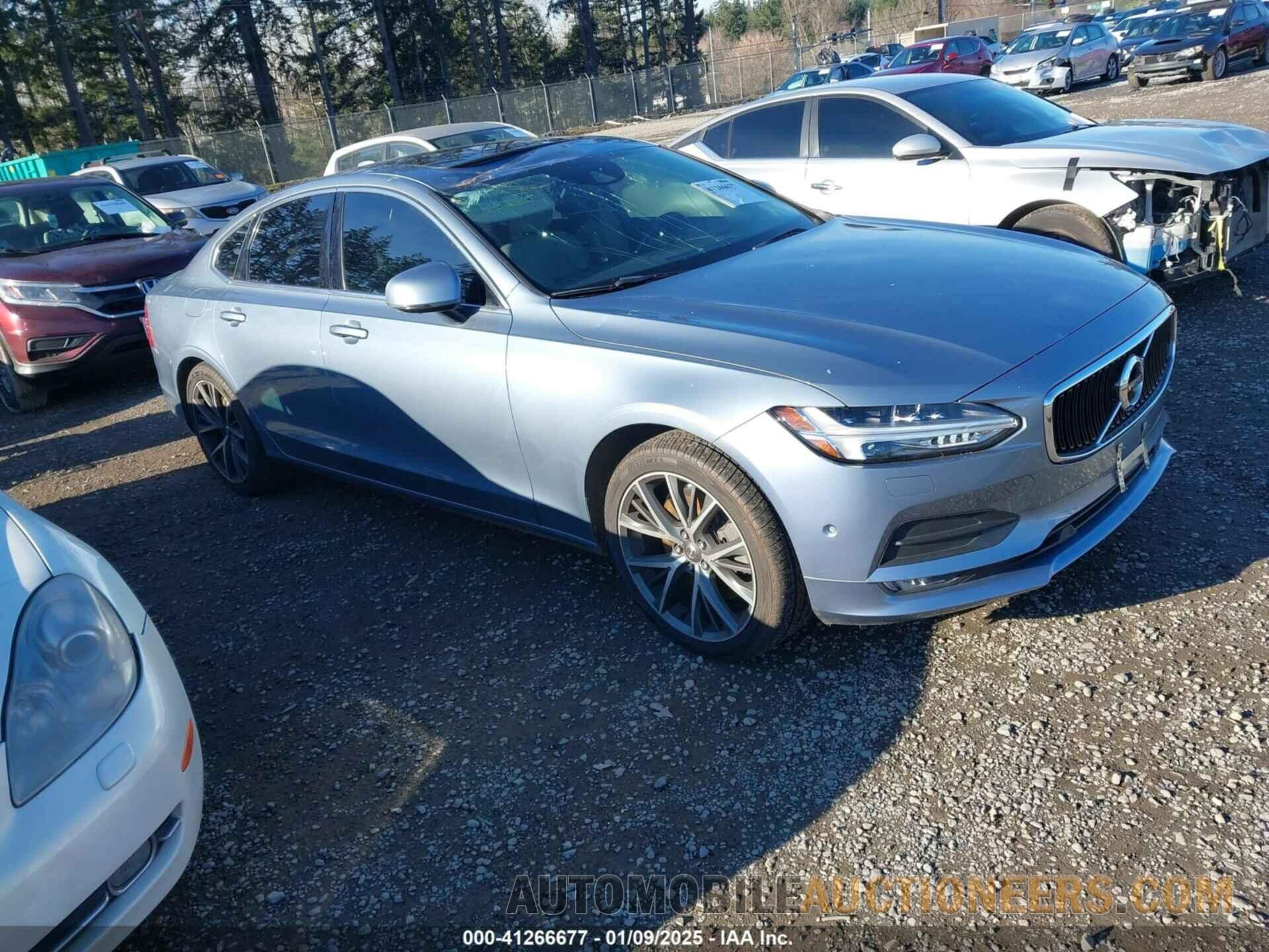 YV1A22MK0H1014633 VOLVO S90 2017