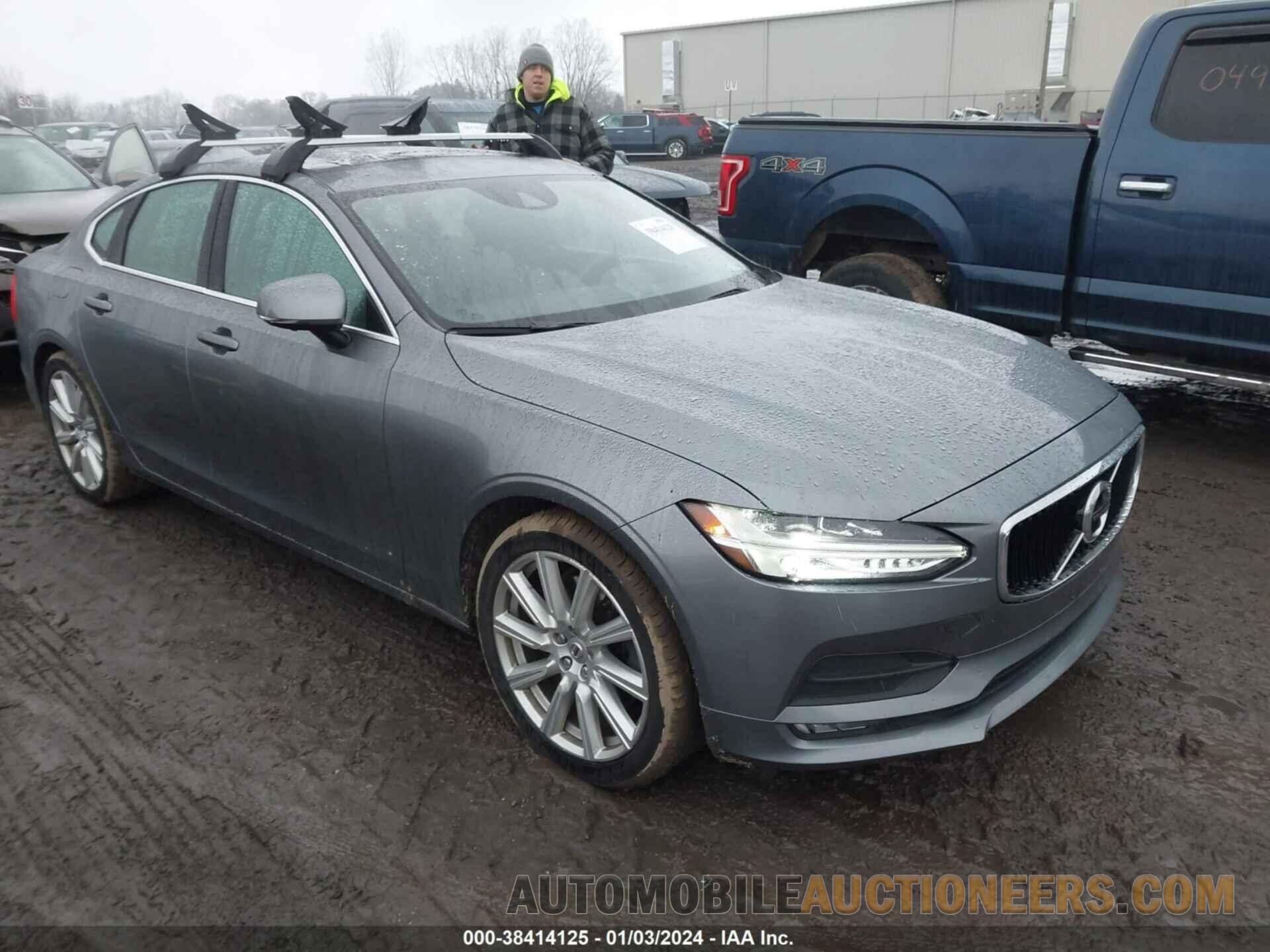 YV1A22MK2H1010390 VOLVO S90 2017