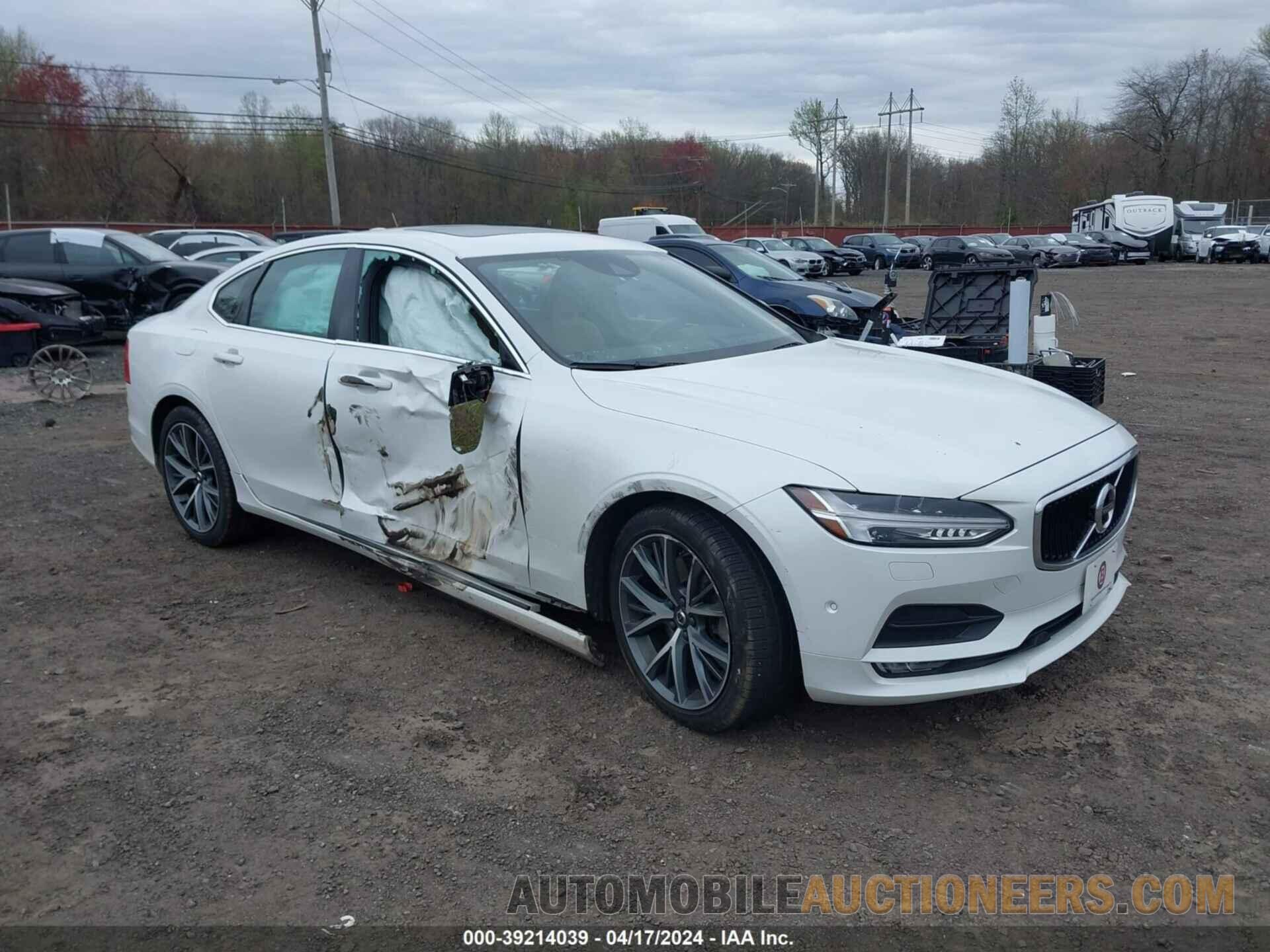 YV1A22MK7H1016332 VOLVO S90 2017