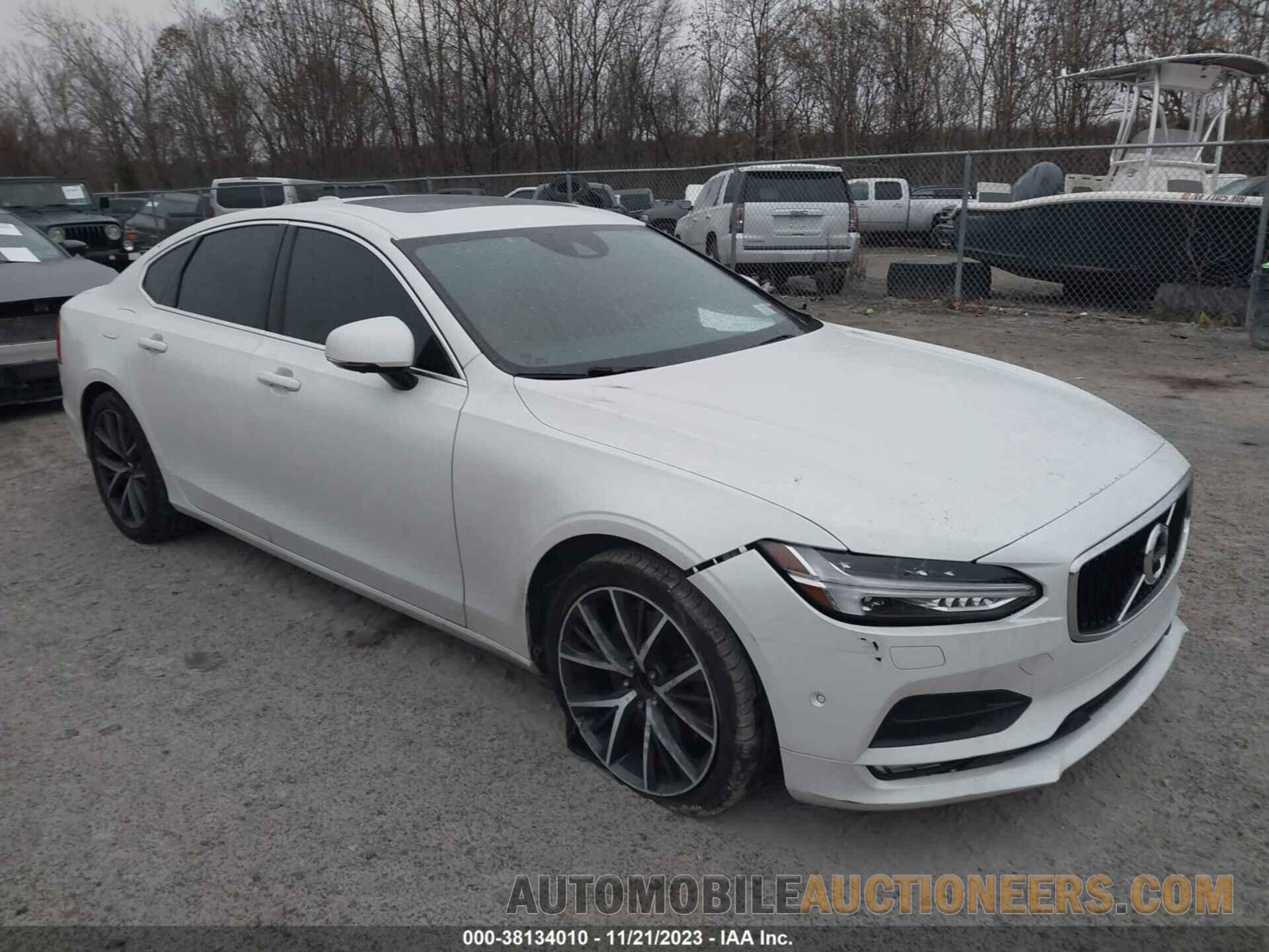 YV1A22MK9H1015926 VOLVO S90 2017